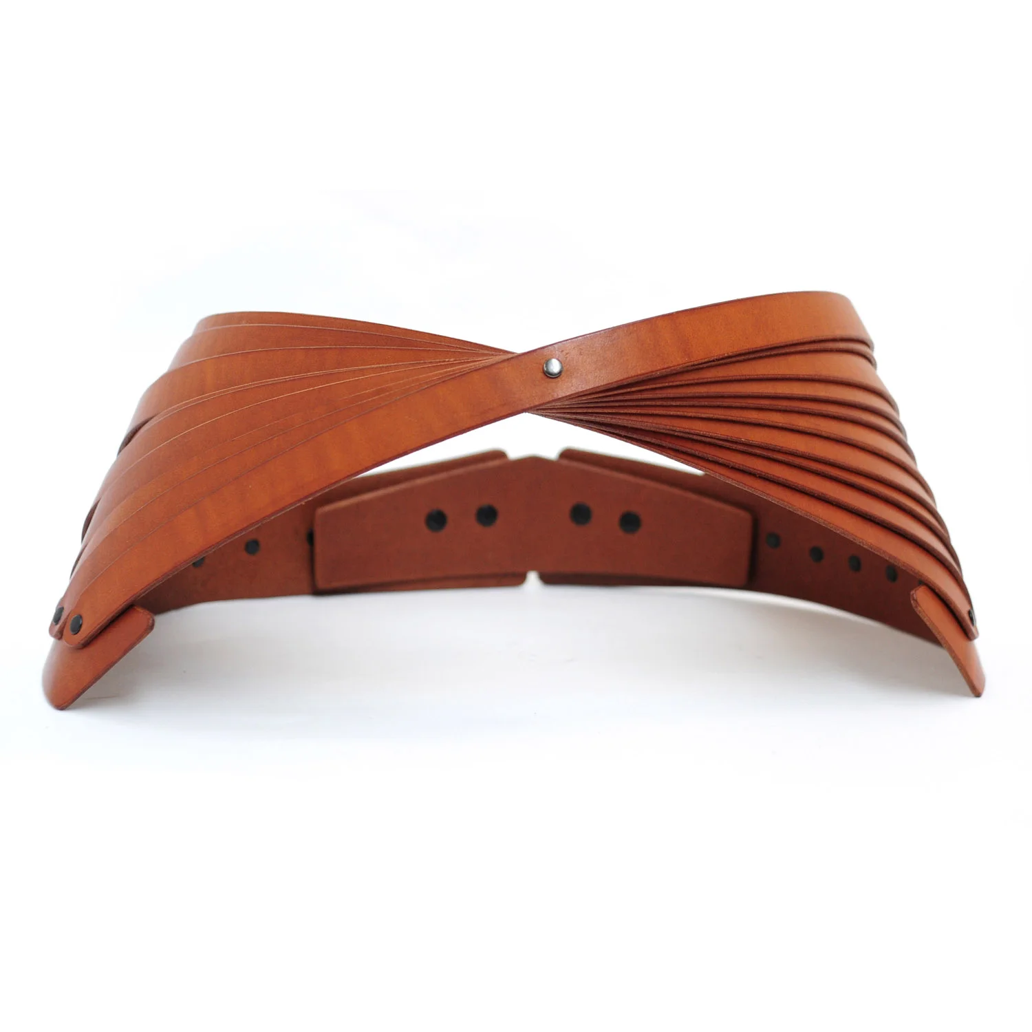 Butsle belt 1 Emma Ware.jpg
