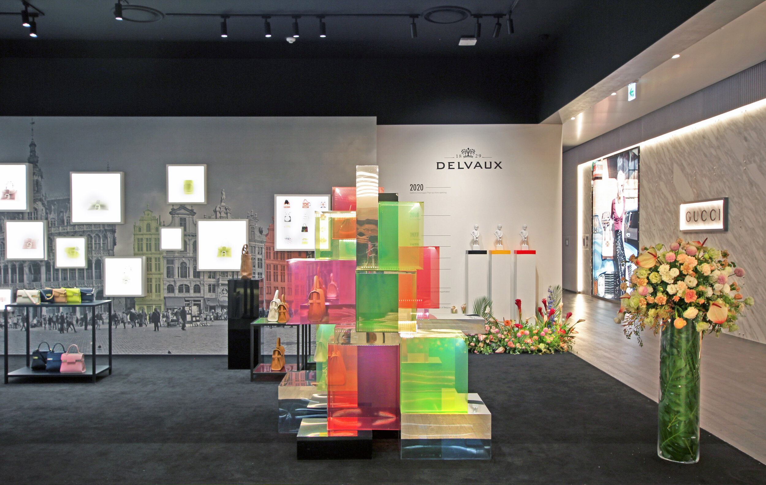   delvaux store in galleria gwanggyo  