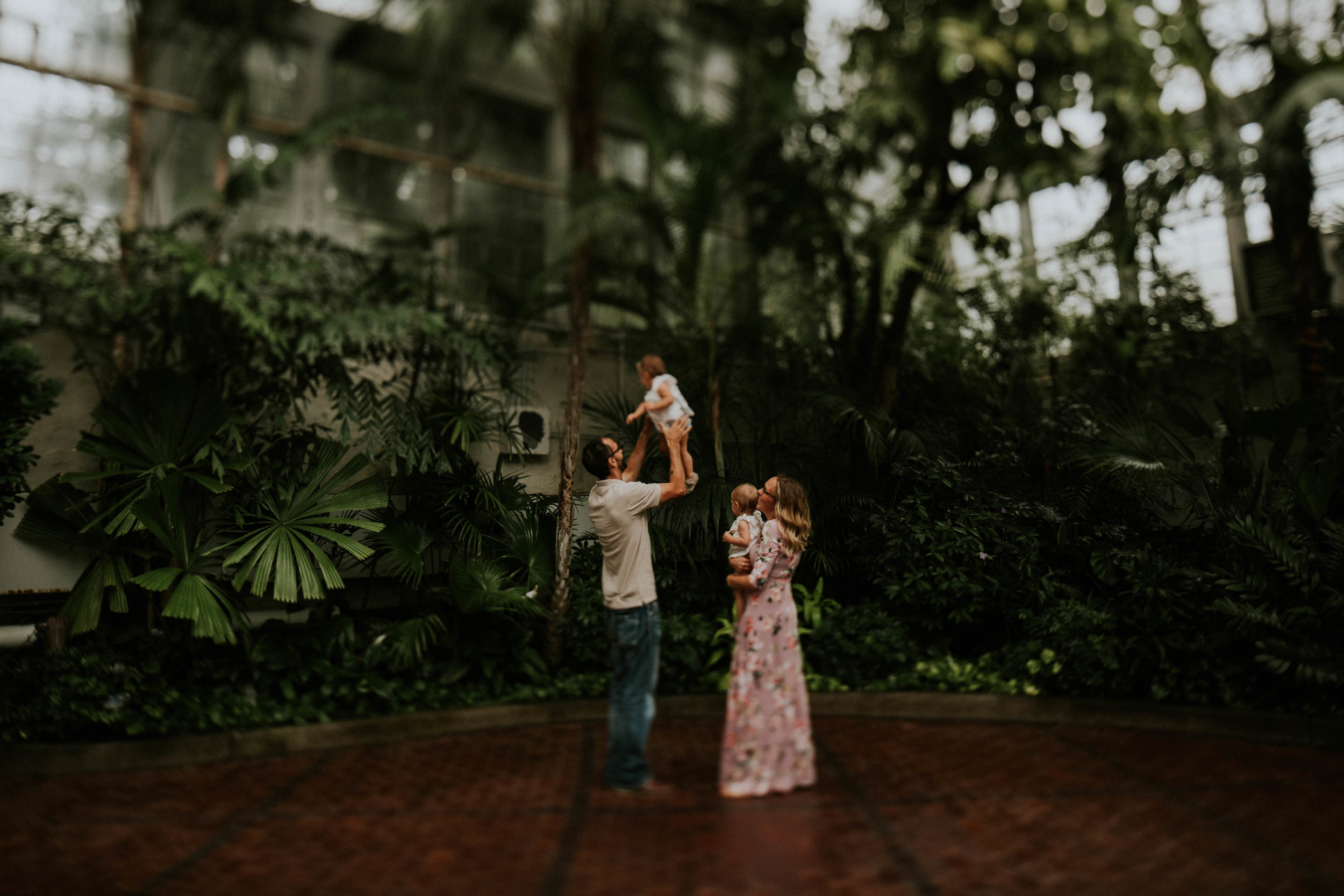 Franklin+park+conservatory+family+session+grace+e+jones+photography+Columbus+Ohio.jpeg