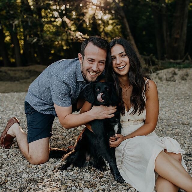 Animals make engagement sessions 💯 percent better in my opinion! I mean, just look at how cute Meadow is with her parents!? 😍😭
&bull;
&bull;
&bull;
&bull;
&bull;
#graceejonesphotography #photographer #wedding #weddingphotographer #shesaidyes #ohio
