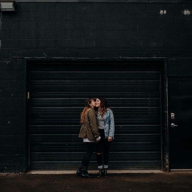 These two make me happy💓🌈
&bull;
&bull;
&bull;
&bull;
&bull;
#graceejonesphotography #photographer #weddingphotographer #ohiophotographer #columbusweddingphotographer #clevelandweddingphotographer #ohioweddingplanner #clevelandwedding #elopementpho