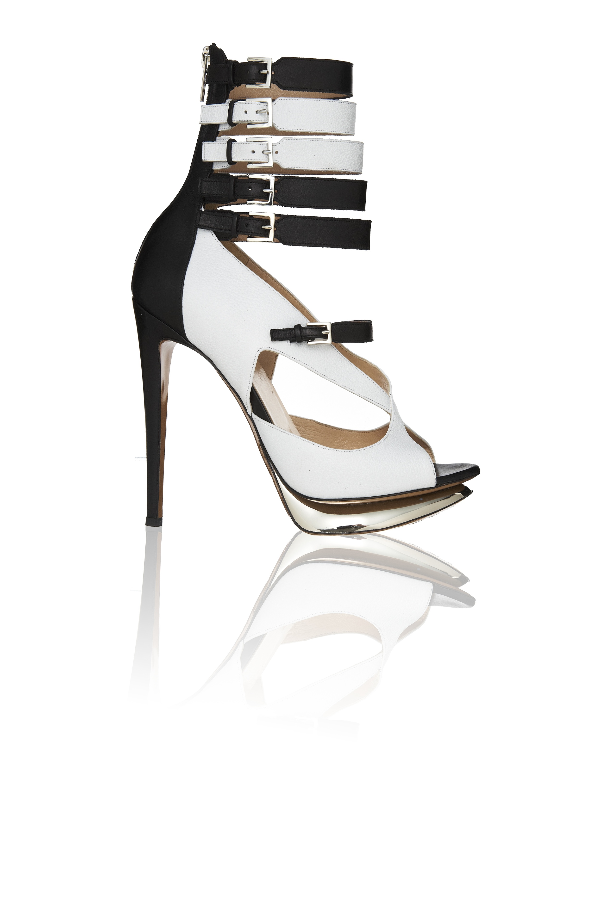 BlackWhiteHeel.jpg
