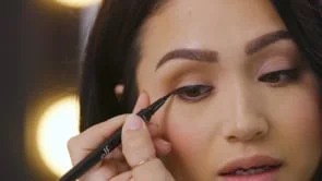 Steph Willis with Mad for Matte Eyeshadow Palette in Jewel Pop