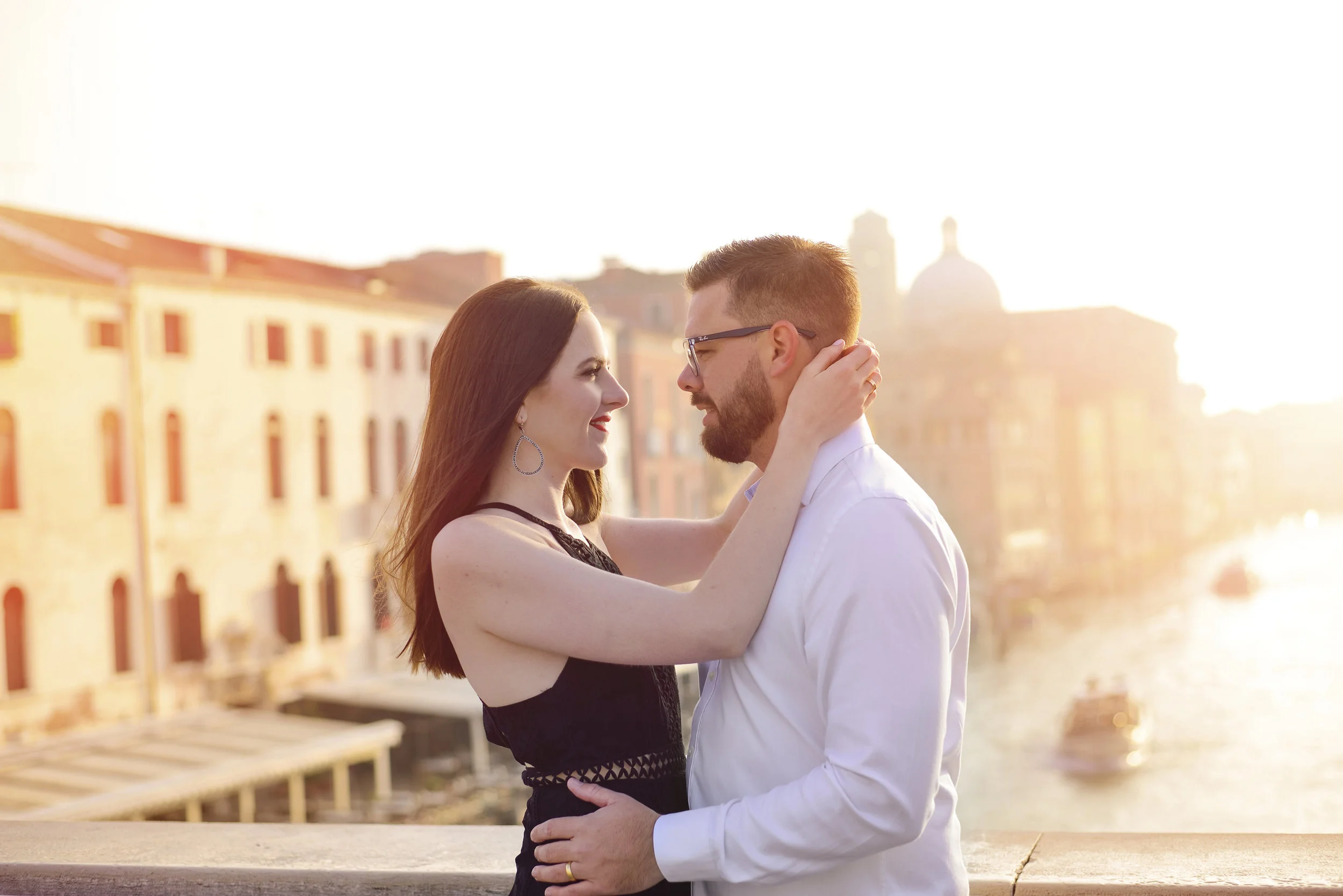 Travel like a celebrity with Shoot My Travel 