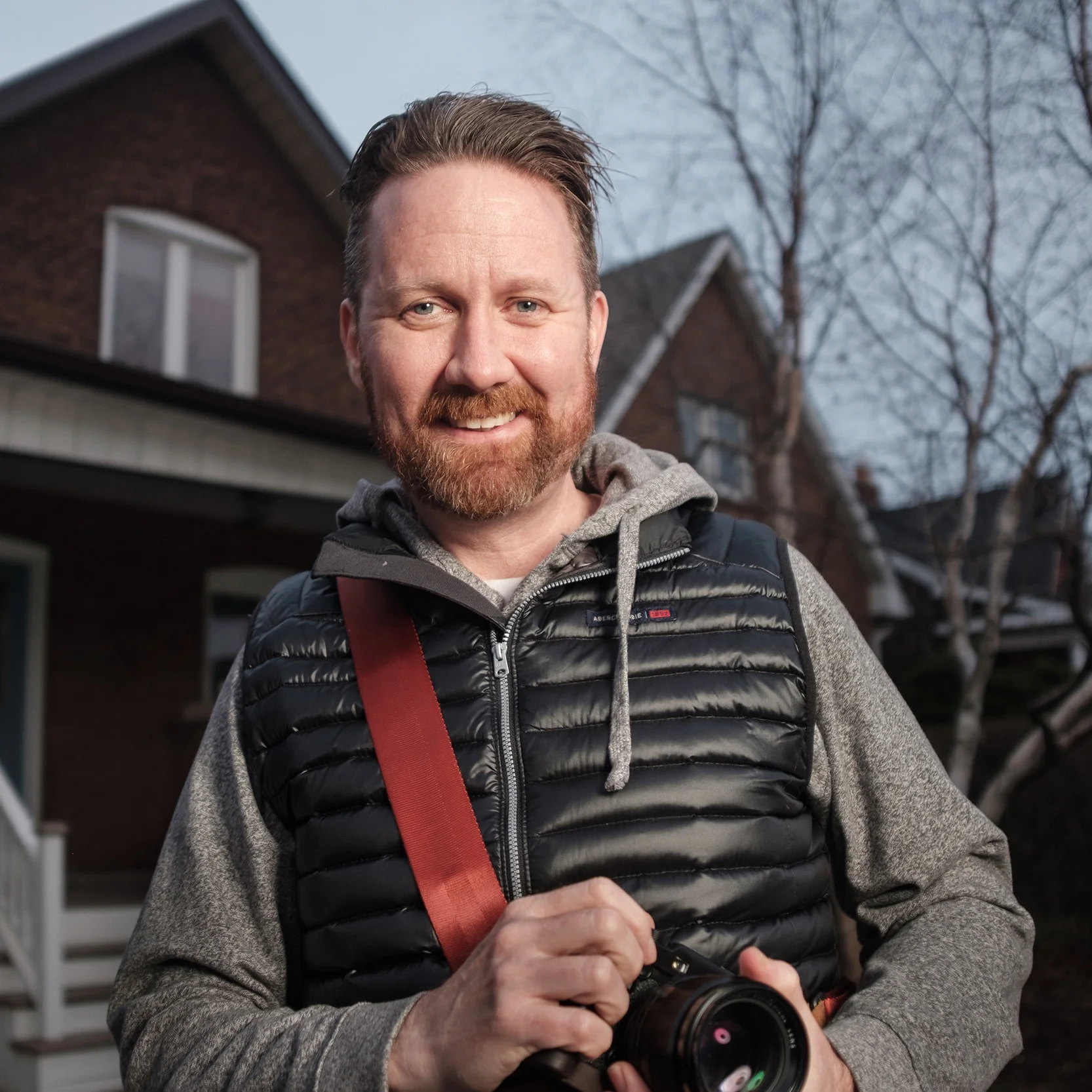 headshot toronto.jpg