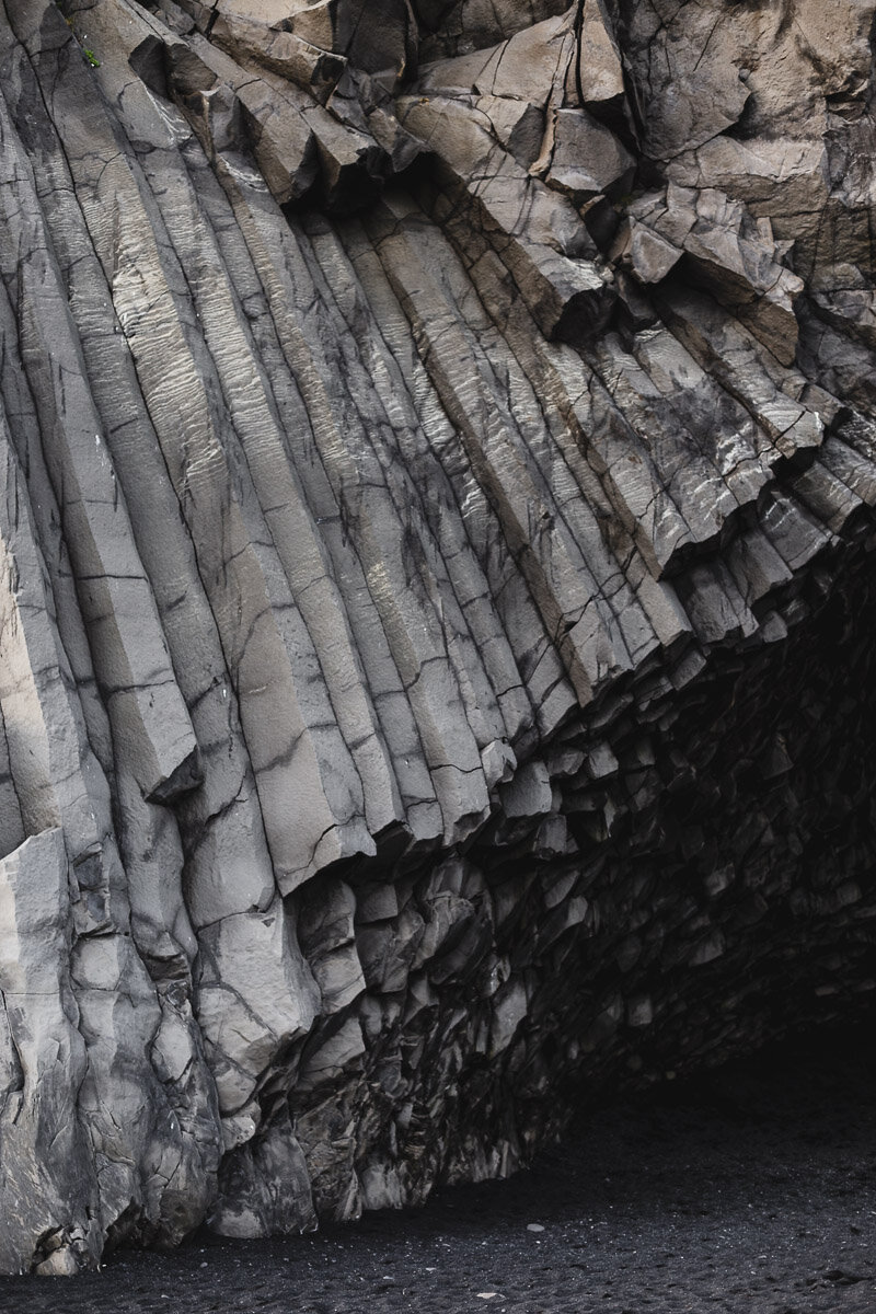 Basalt columns at Reynisfjara beach, Iceland.jpg