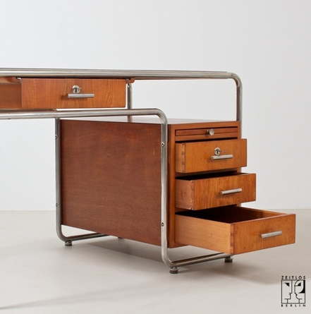 Zietos Berlin, Bauhaus desk