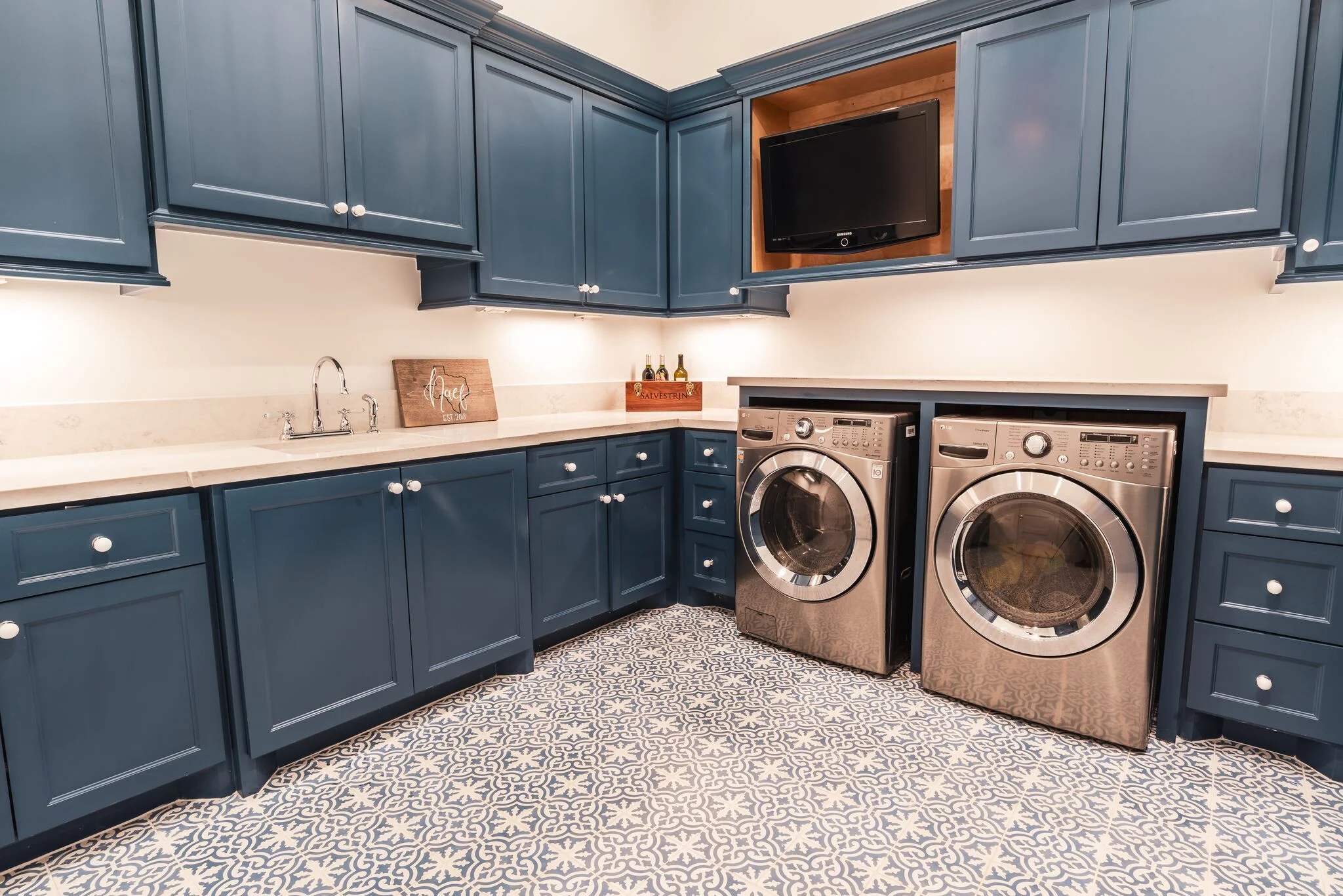 Katy Laundry Room 2