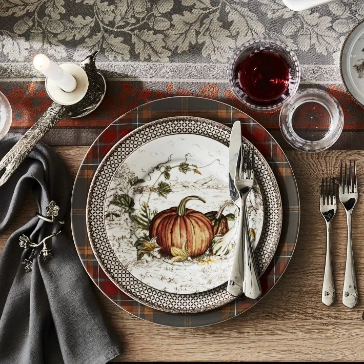4 Tips for Setting a Festive Table