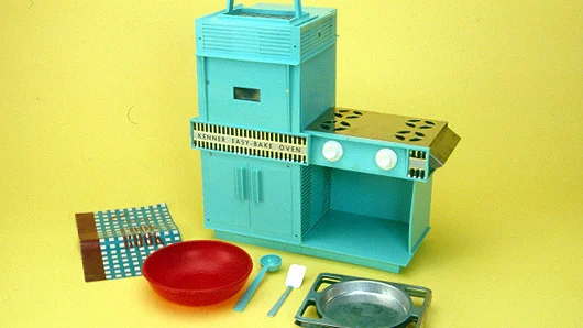 The first Easy Bake Oven model 