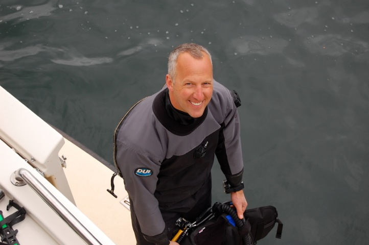 Gaydos pre-dive May 2010 Anders boat.jpeg