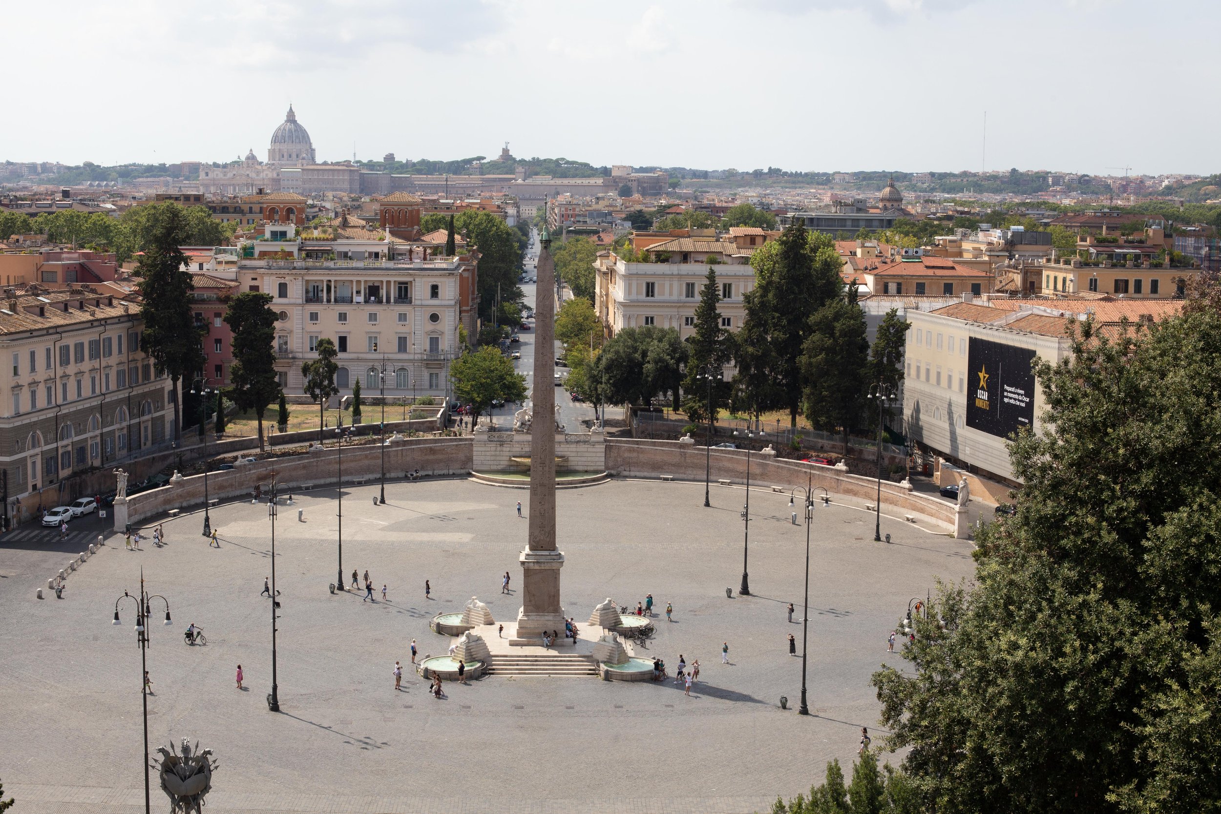 plaza con obelisco roma.JPG