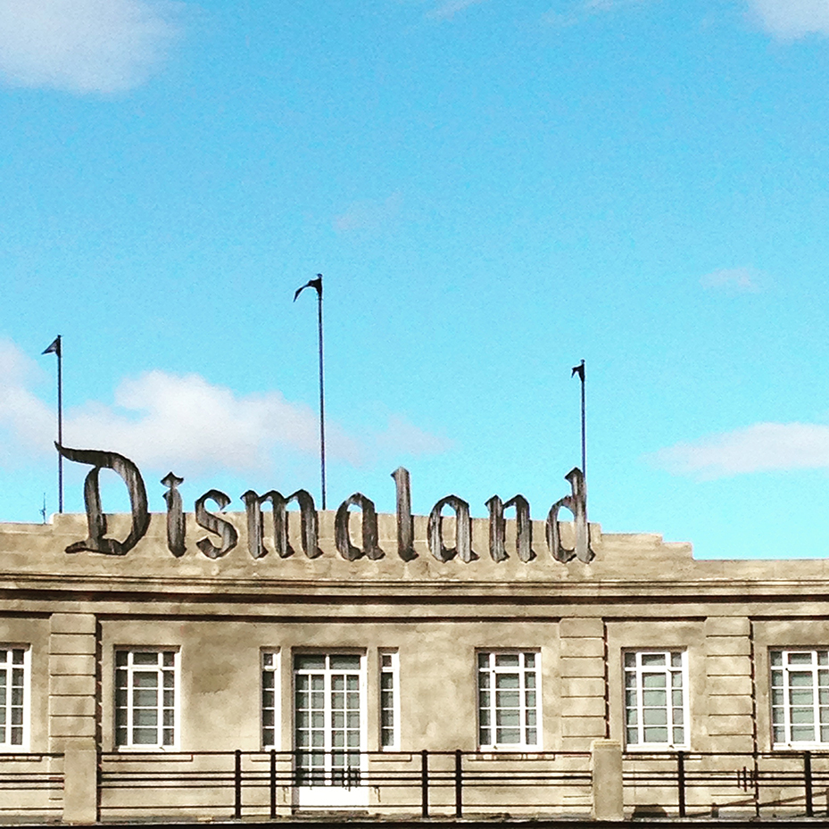 dismaland9.jpg