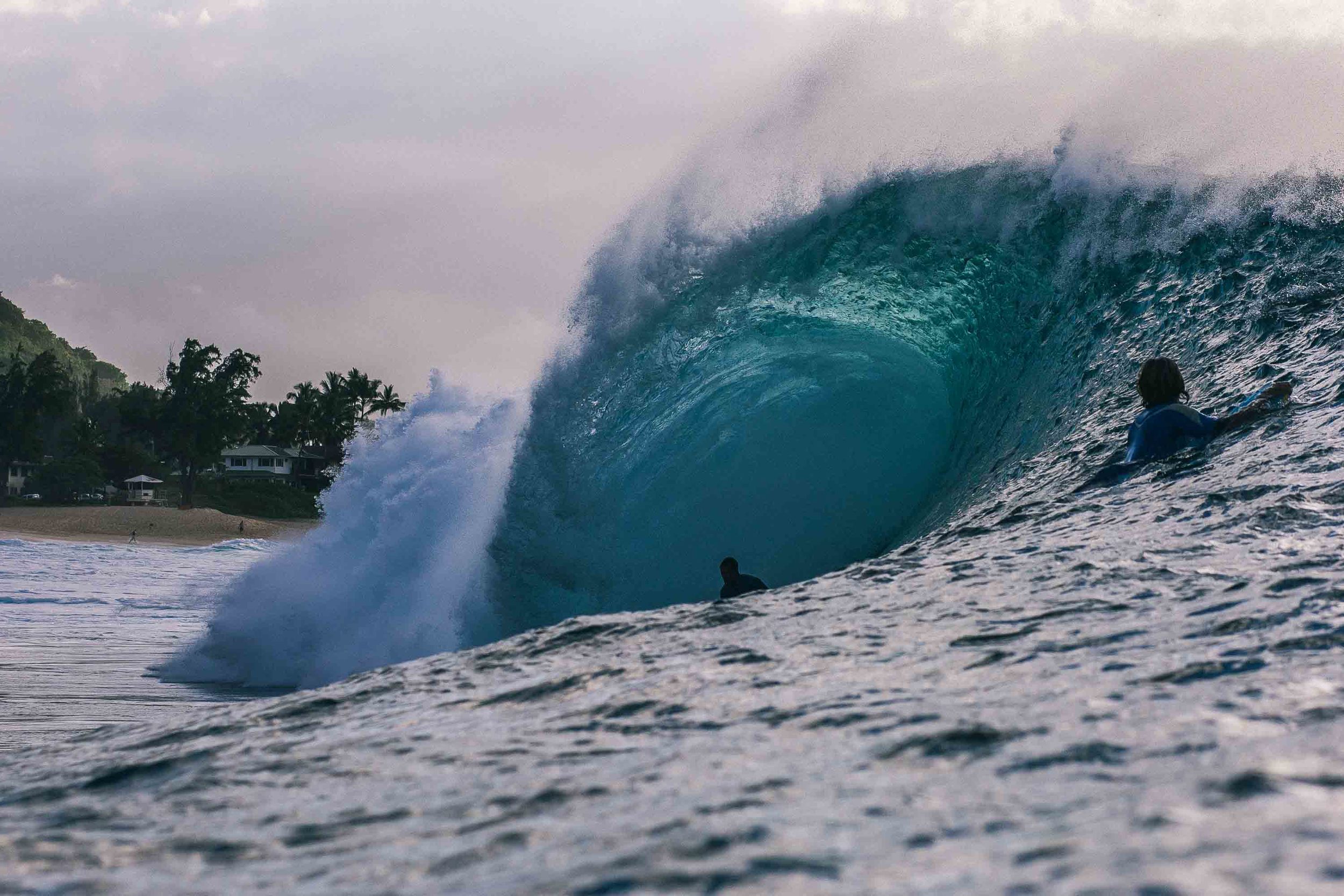 bryce-johnson-pipeline-photographer-water-hawaii-surfing-5.jpg
