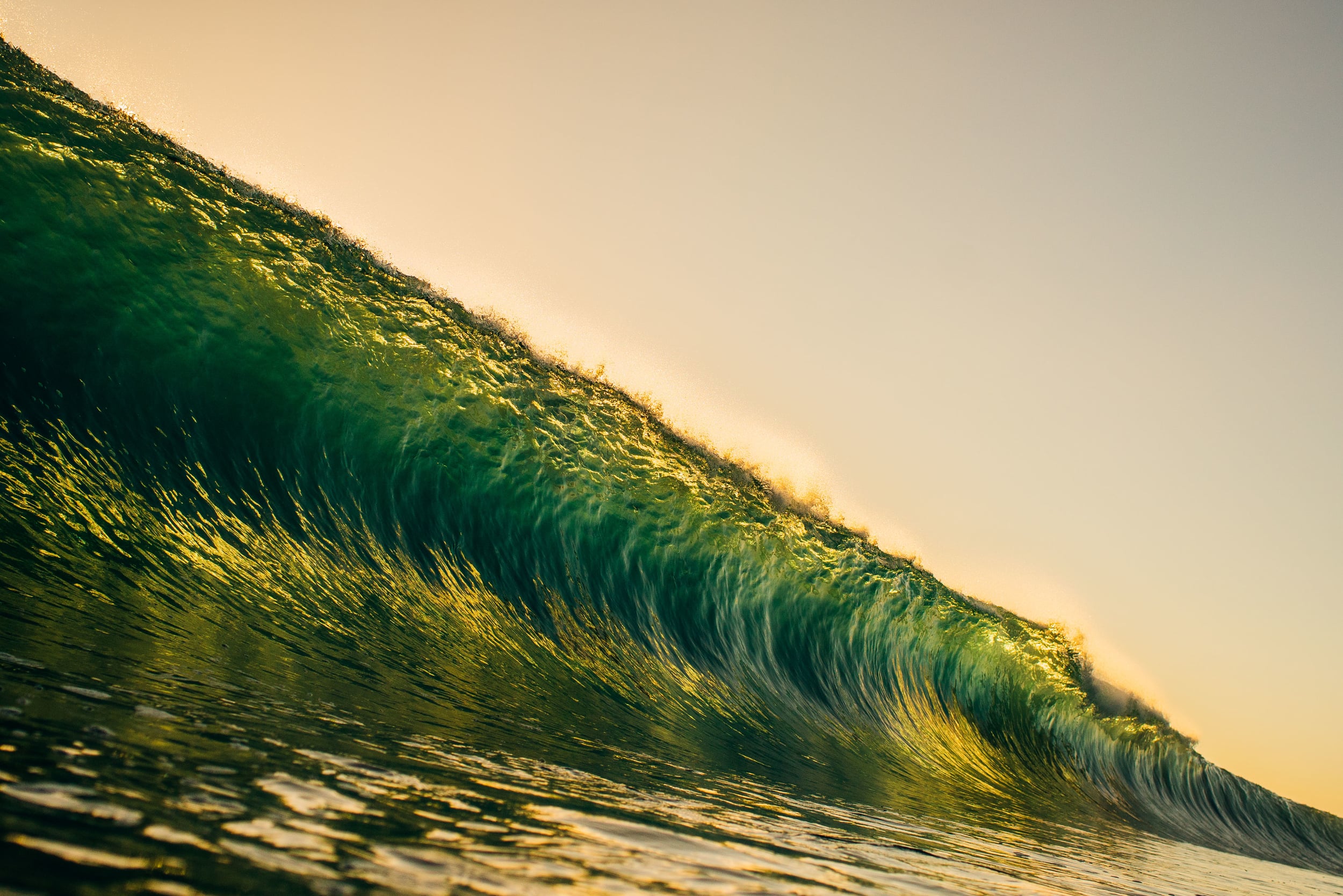 bryce-johnson-photography-kauai-hawaii-surfing-a7rii-aquatech-water-ocean-3.jpg