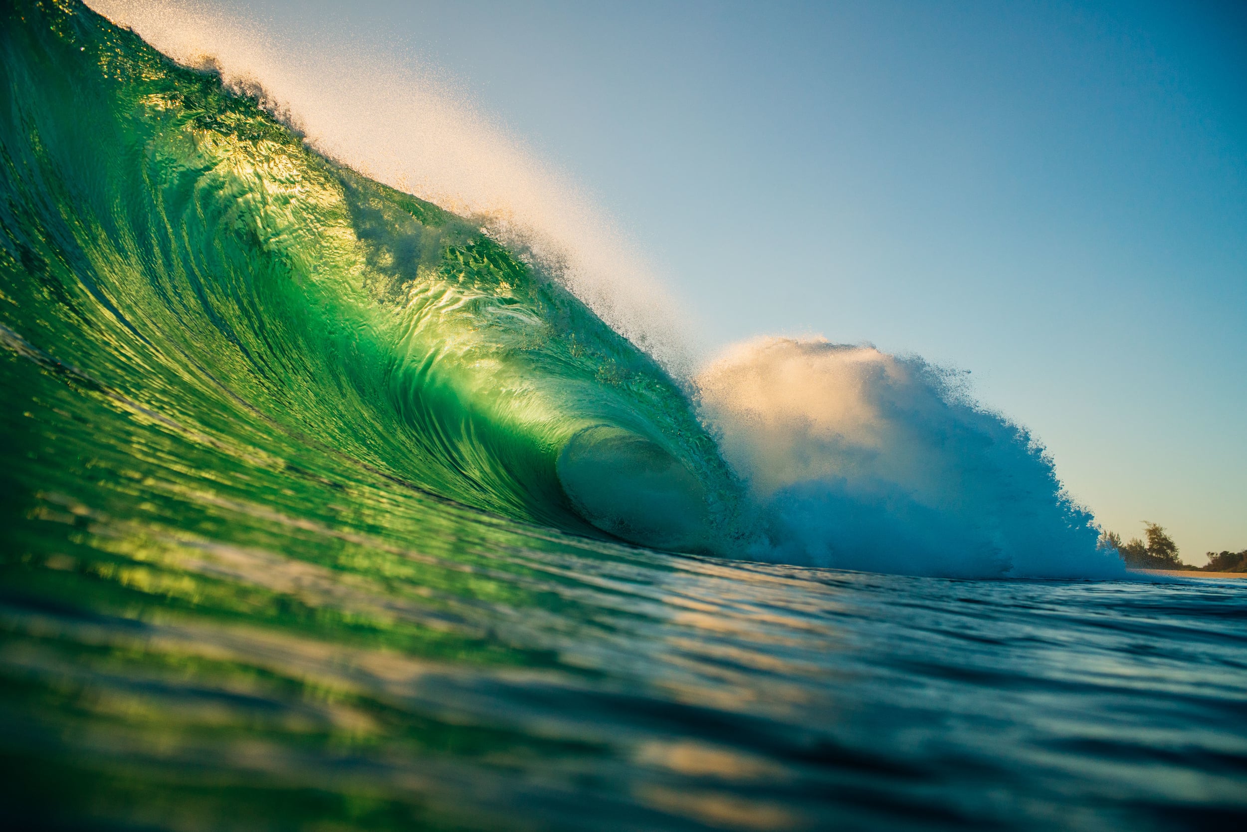 bryce-johnson-photography-kauai-hawaii-surfing-a7rii-aquatech-water-ocean-4.jpg