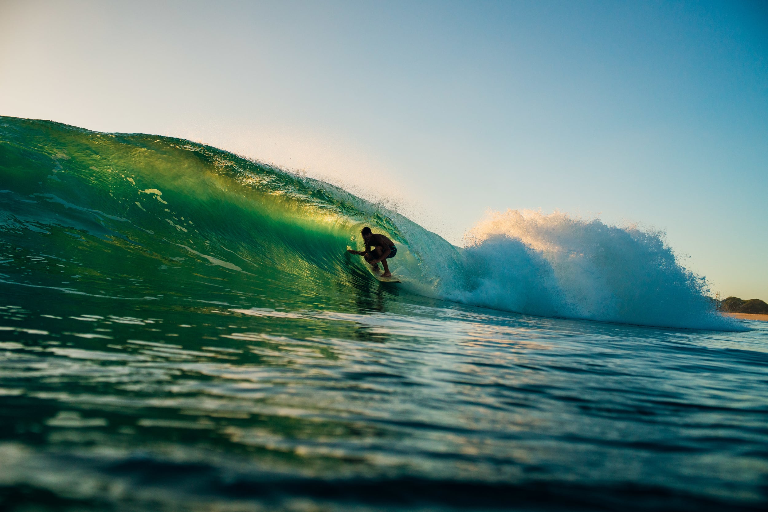 bryce-johnson-photography-kauai-hawaii-surfing-a7rii-aquatech-water-ocean-6.jpg