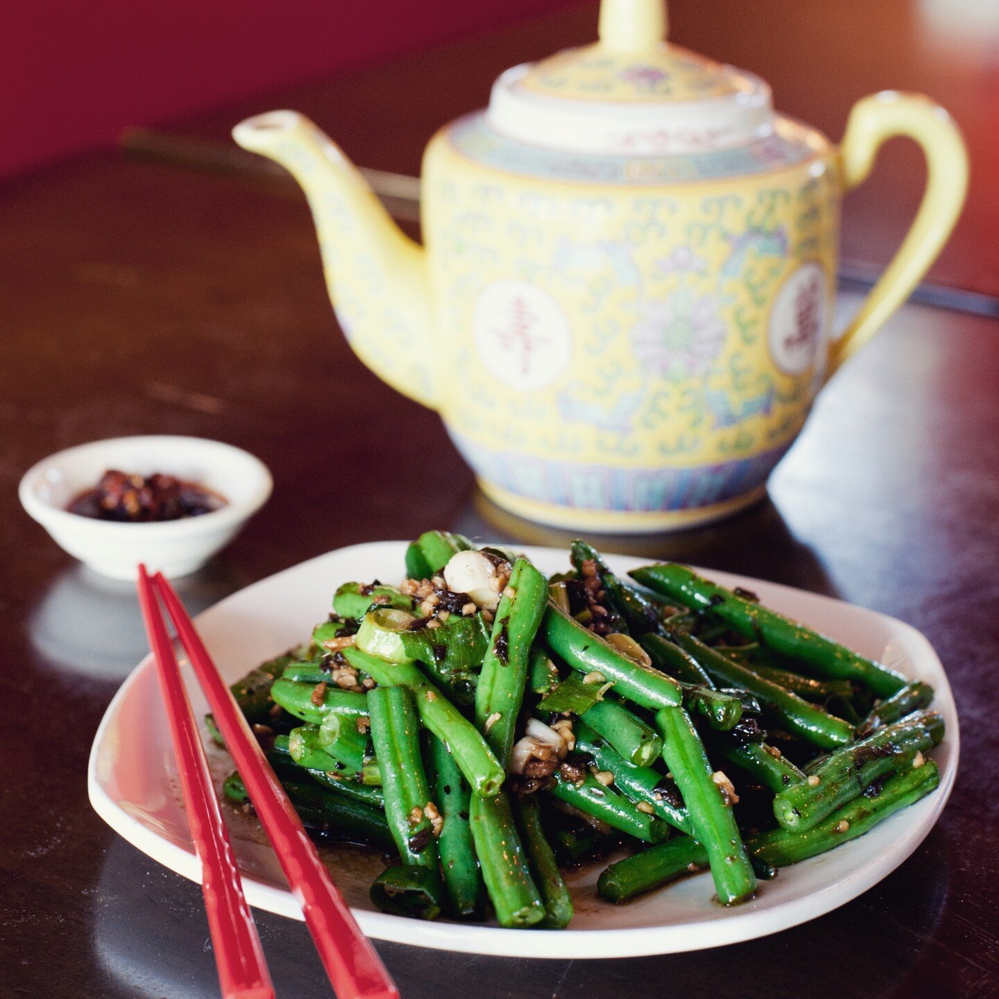 Classic Sichuan Dish - Sichuan quick-fried green beans with minced pork, ya cai mustard greens

#sichuancuisine #chinesefood #tasty #classicfood #chilli #authentic #sichuanfood in #kenmore