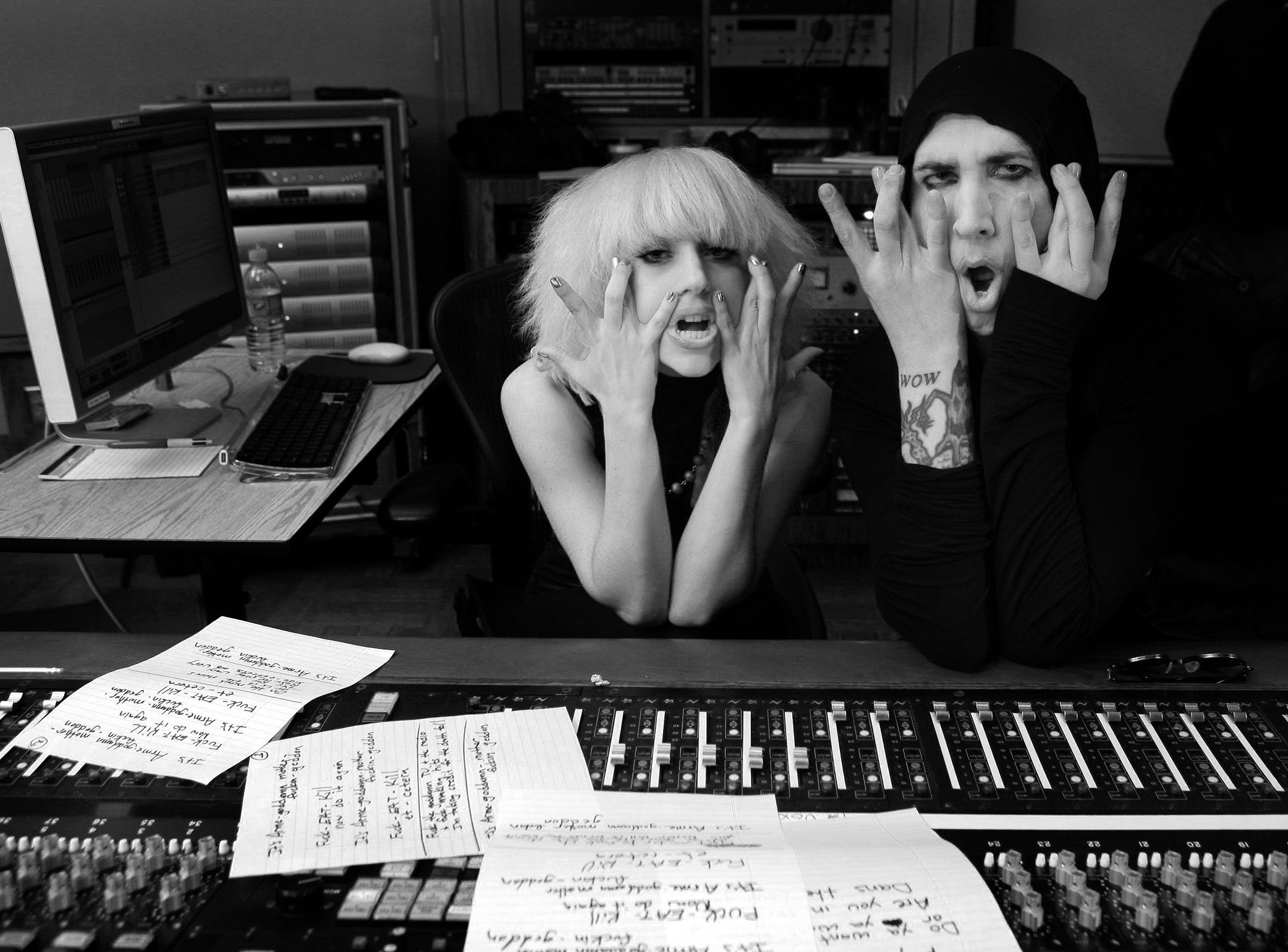 Gaga and Manson_111.jpg