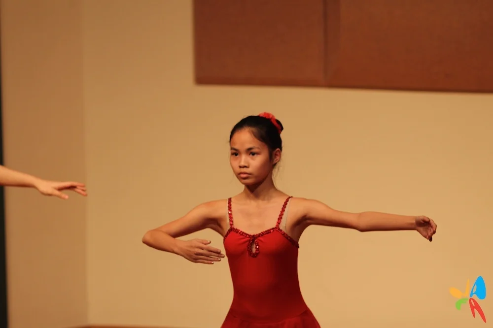 IMG_2007-WEB.jpg