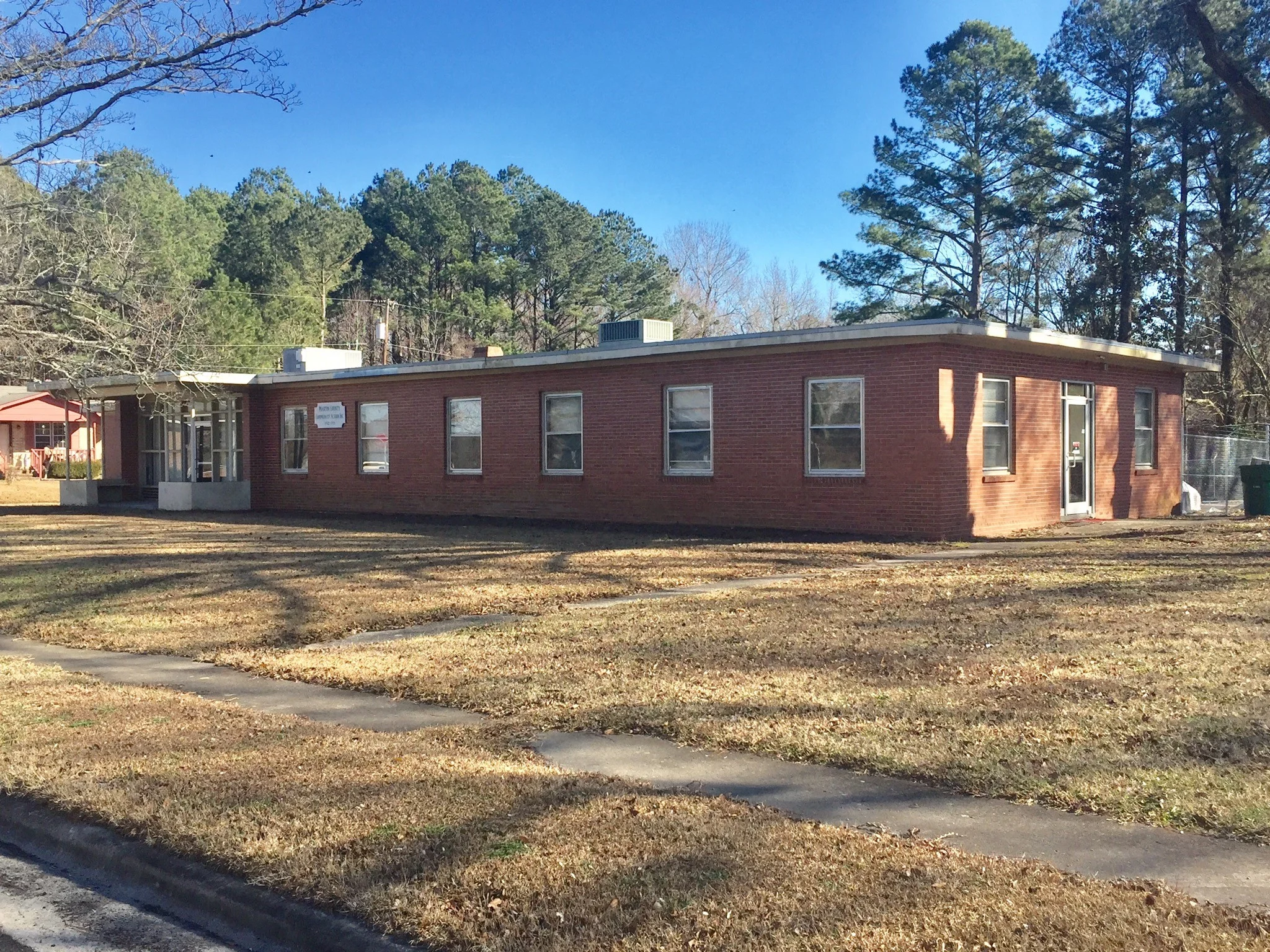 Martin County Transit building before renovations.
