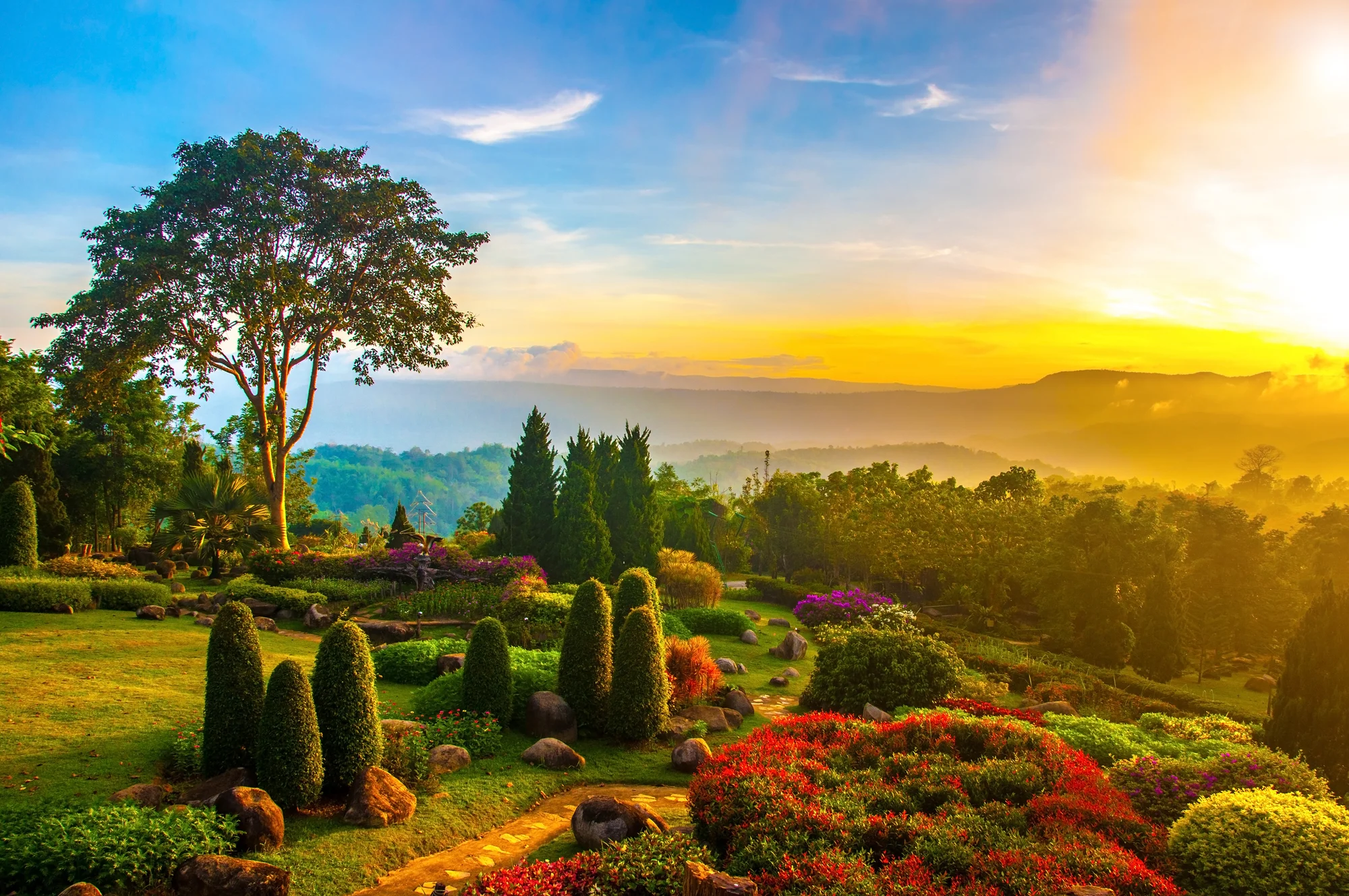 4 reasons you need to meet with God outside