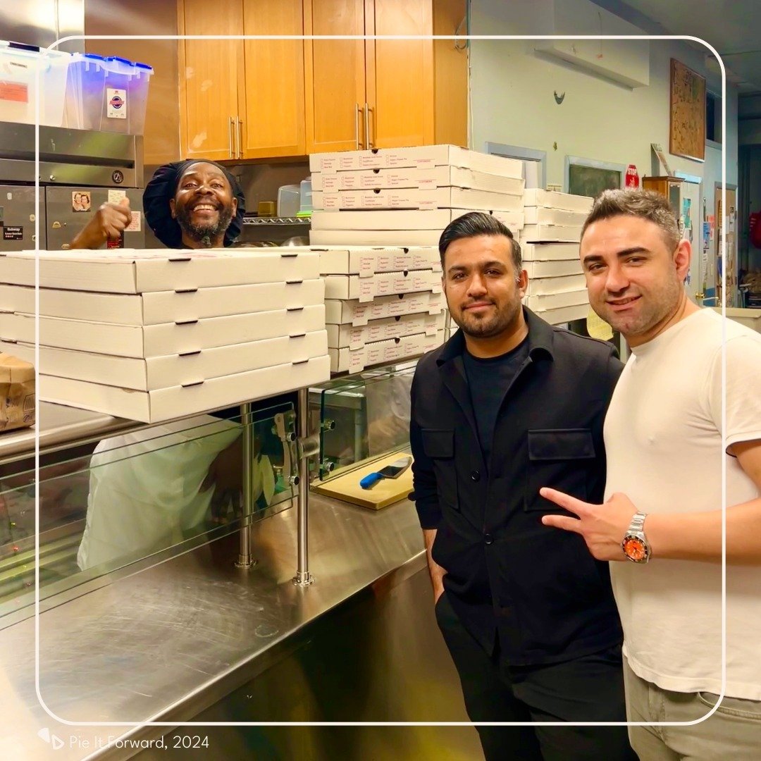 Start off your week with an impactful #Pizza4Good update! Our #PieItForward program sent 35 pizzas to @safehorizon, providing hunger relief to 70 survivors of violence🧡 

Ready to help make a difference with every slice? 

Donate to send pizza to yo