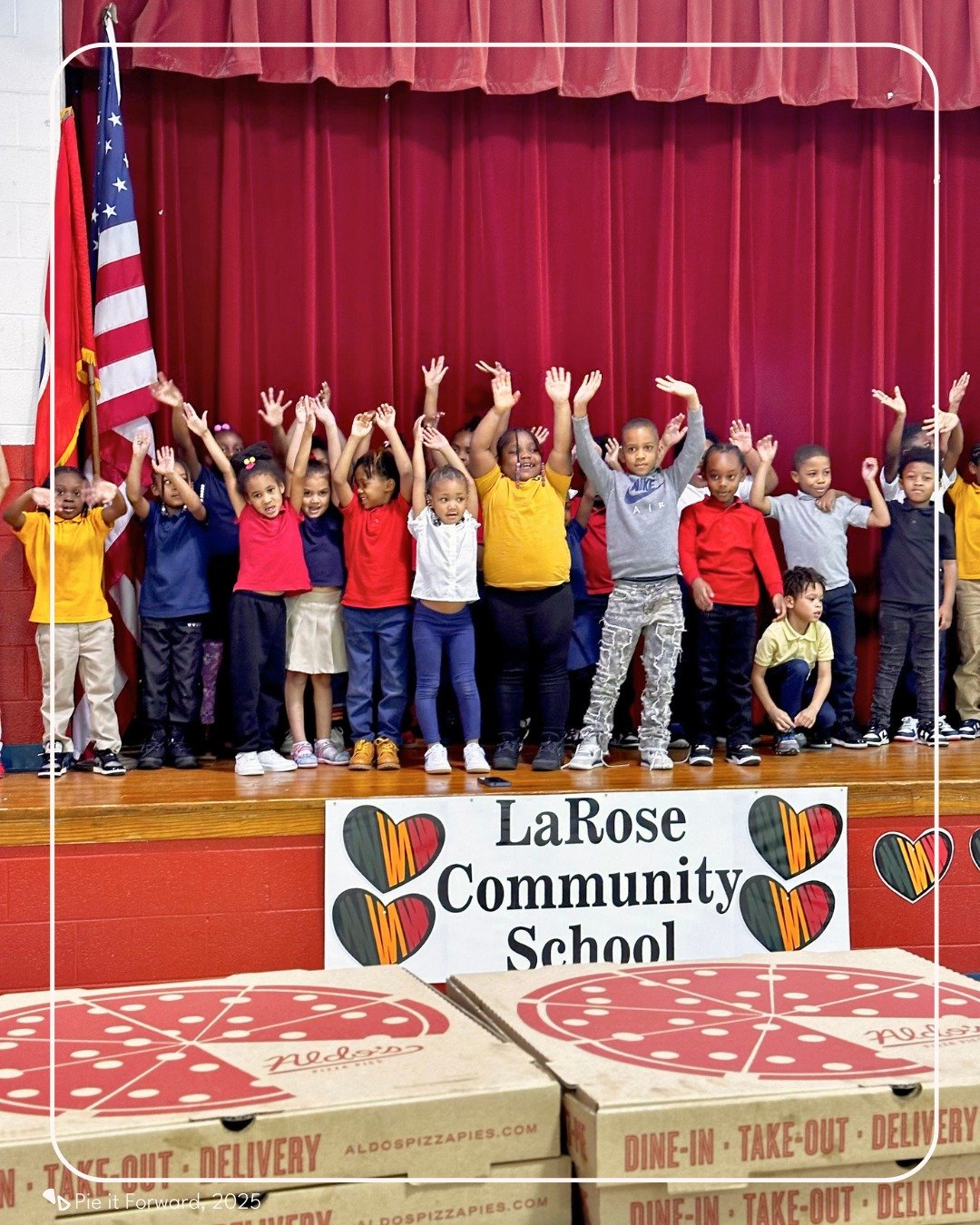 50 pizzas for 150 amazing students🍕🧑‍🎓 That’s the power of #Pizza4Good!
Huge thank you to @aldospizzapies for delivering the delicious slices to youth in your neighborhood🙌 And a major shoutout to every generous supporter of our #PieI