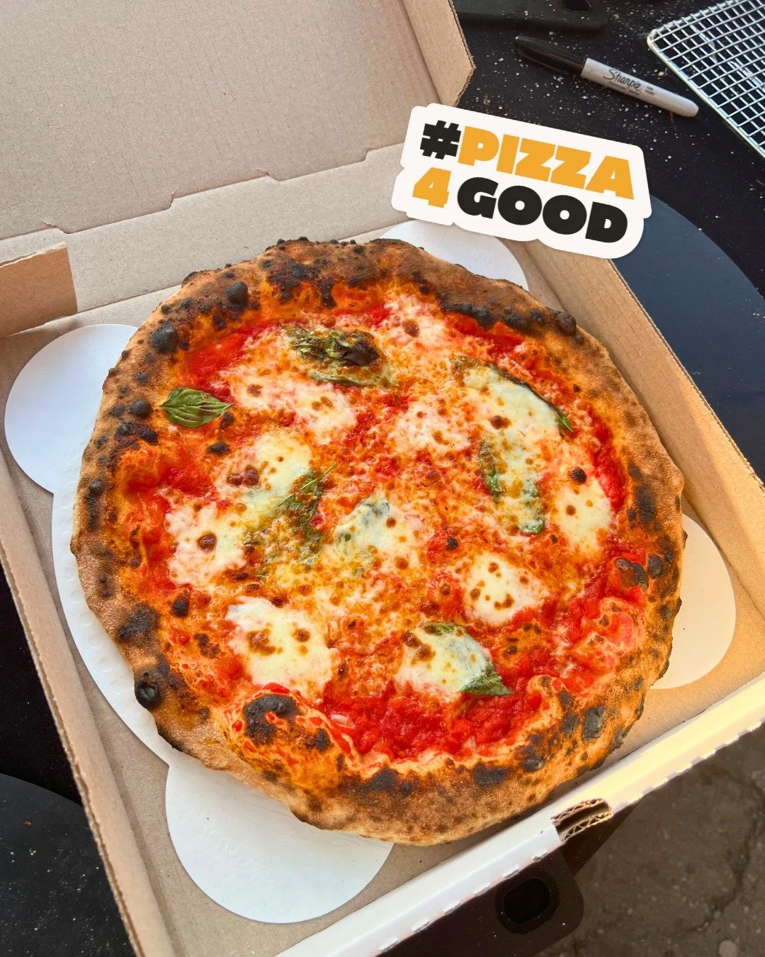 Every pie makes a difference this summer🍕☀️ Home pizza makers nationwide are joining #SummerSliceathon, hosting pizza parties/pop-ups to raise funds for hunger relief!
You too can share your epic pizza-making skills with your community while Slice