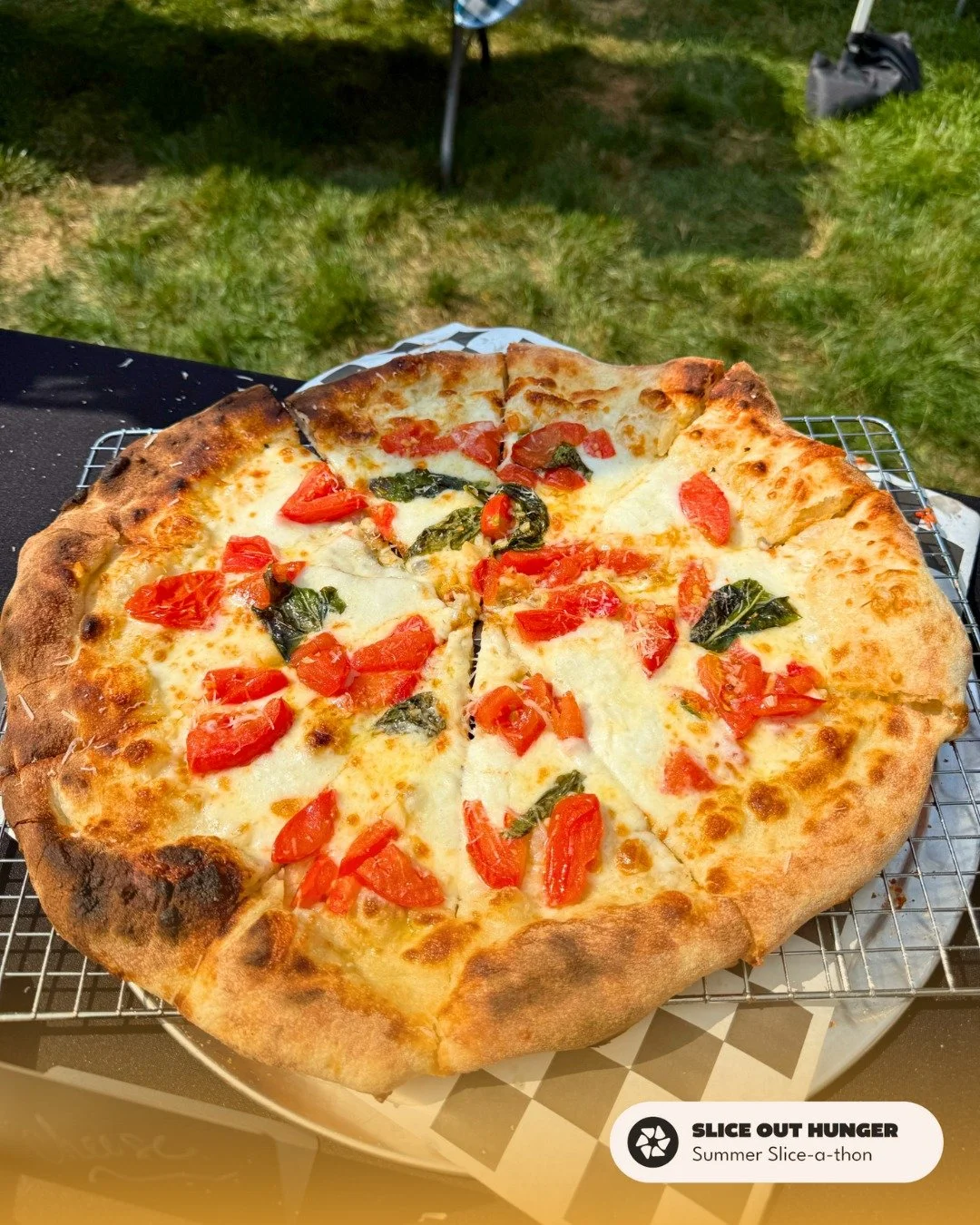 Can you believe it?! 🤯 We only have 1 week left of #SummerSliceathon! As we wrap up this epic summer of #Pizza4Good, don’t forget to send us an update on your 🍕 parties & pop-ups so we can celebrate with you🎉
Tag @sliceouthunger &