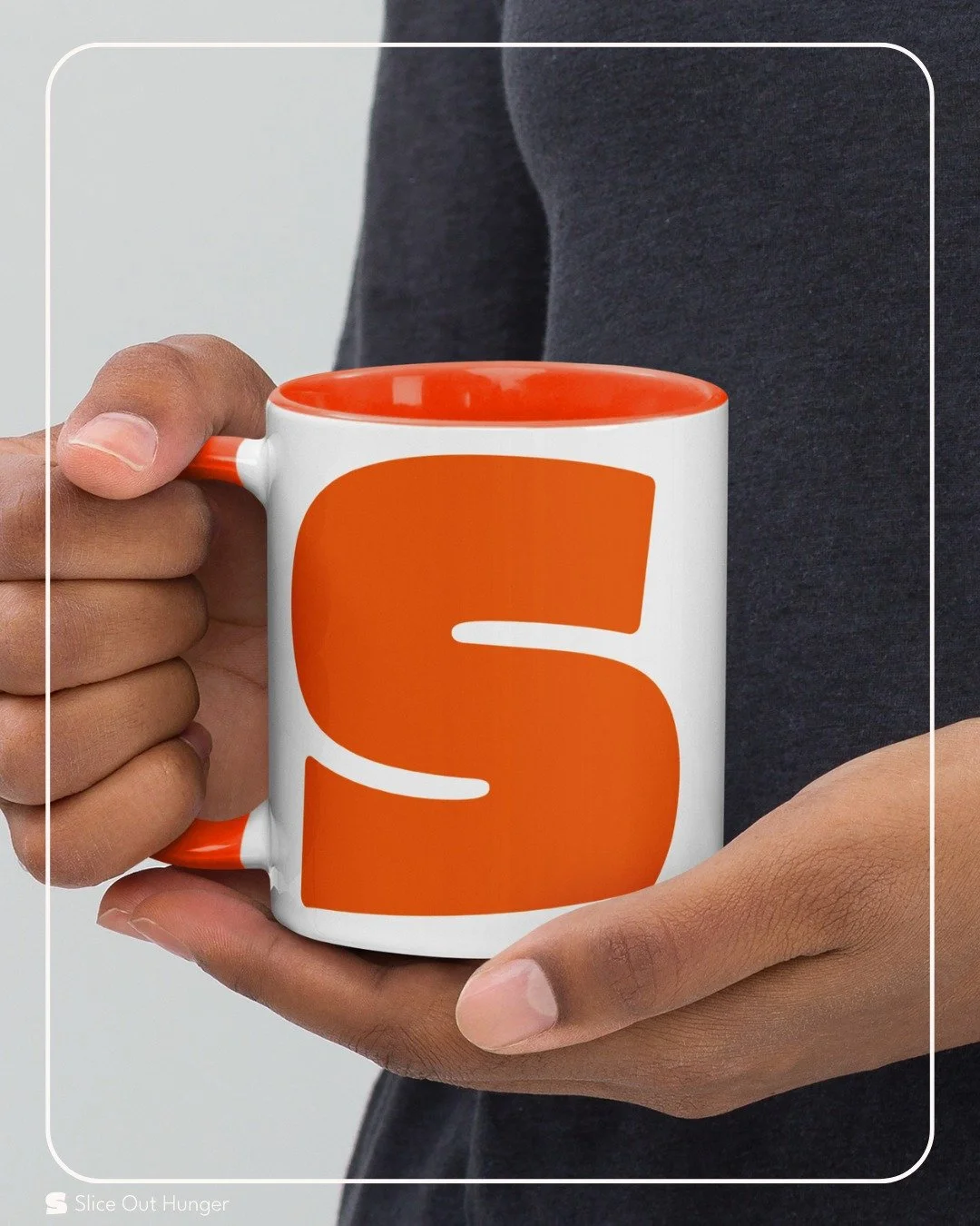 As the summer sets & fall rises, get cozy with our ceramic mugs🍂🍵
Decked out with our signature design, you can enjoy any beverage (especially ones that pair great with pizza🍕😉) in #SliceOutHunger style.
Shop now at the link in our bio! E