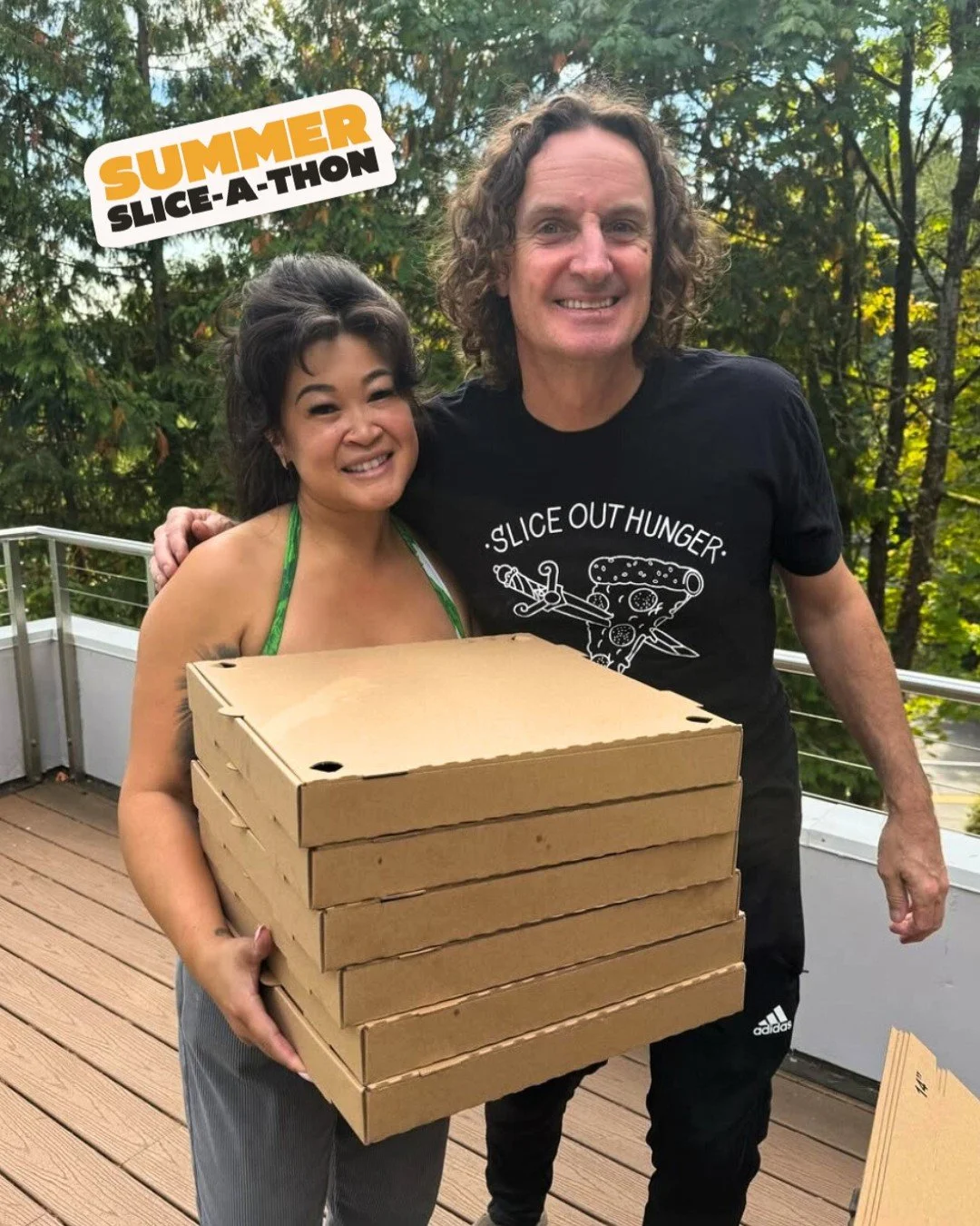 Derek (AKA @therealmothercruster) just fueled #PieItForward deliveries nationwide with his epic #SummerSliceathon party🍕🎉
Shoutout to our amazing pizza partner Derek & everyone who showed out for some tasty slices to do #Pizza4Good🙌
Join De