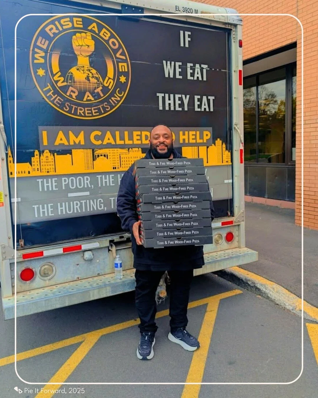@tossnfirepizza fired up the fight against hunger in NY🔥 They donated 20 pizzas to @if_we_eat_they_eat, spreading pizza joy 🍕 to those facing food insecurity in North Syracuse! 

Every #PieItForward delivery makes a huge impact for your neighbors i