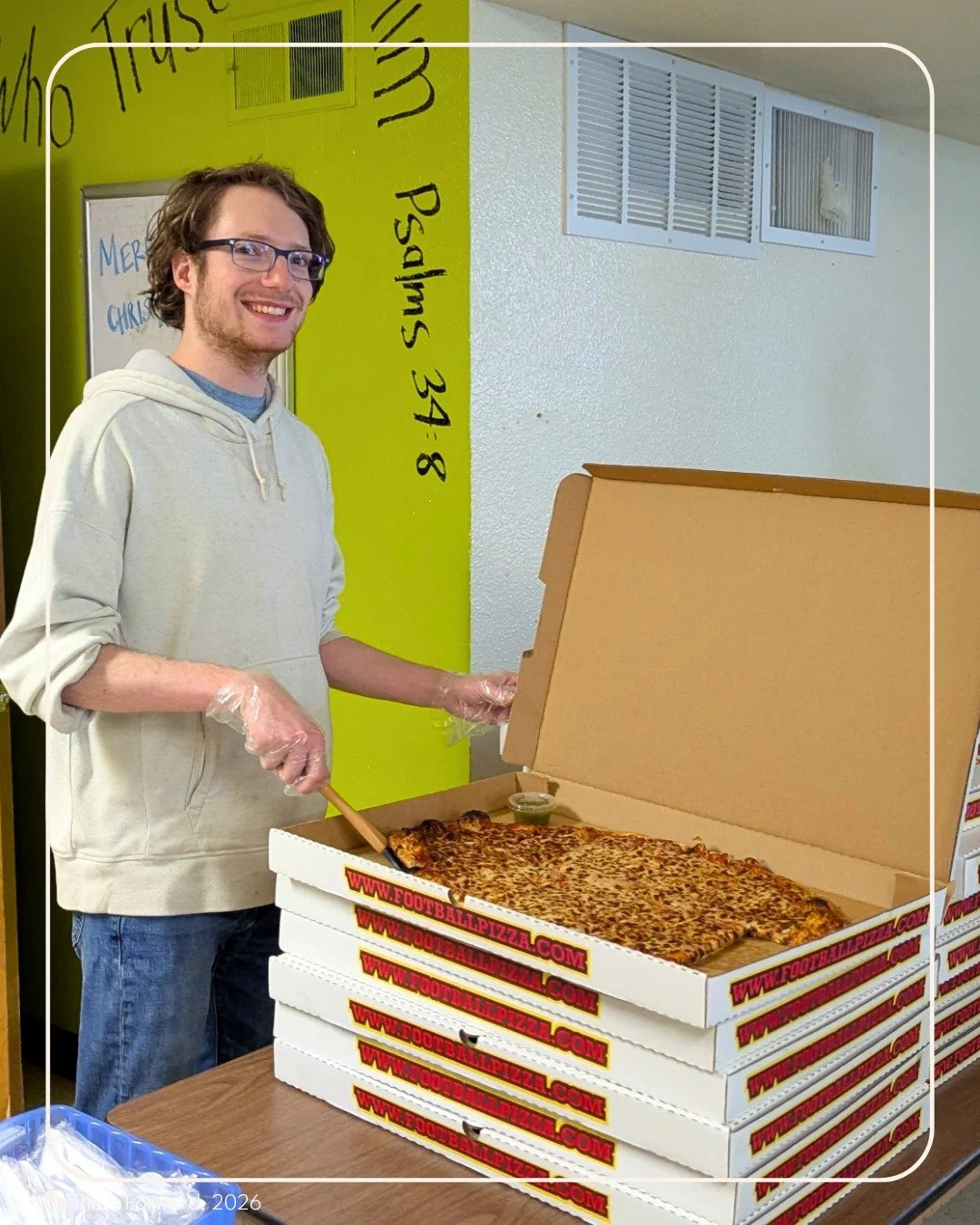 Your Pi(e) Day🍕 donations are making an impact in Minneapolis! Thanks to your generous support, we sponsored a delivery to Good in the 'Hood, serving up 38 hot pizzas to families in need in North Minneapolis, MN🧡 Special shoutout to @footballpizzao