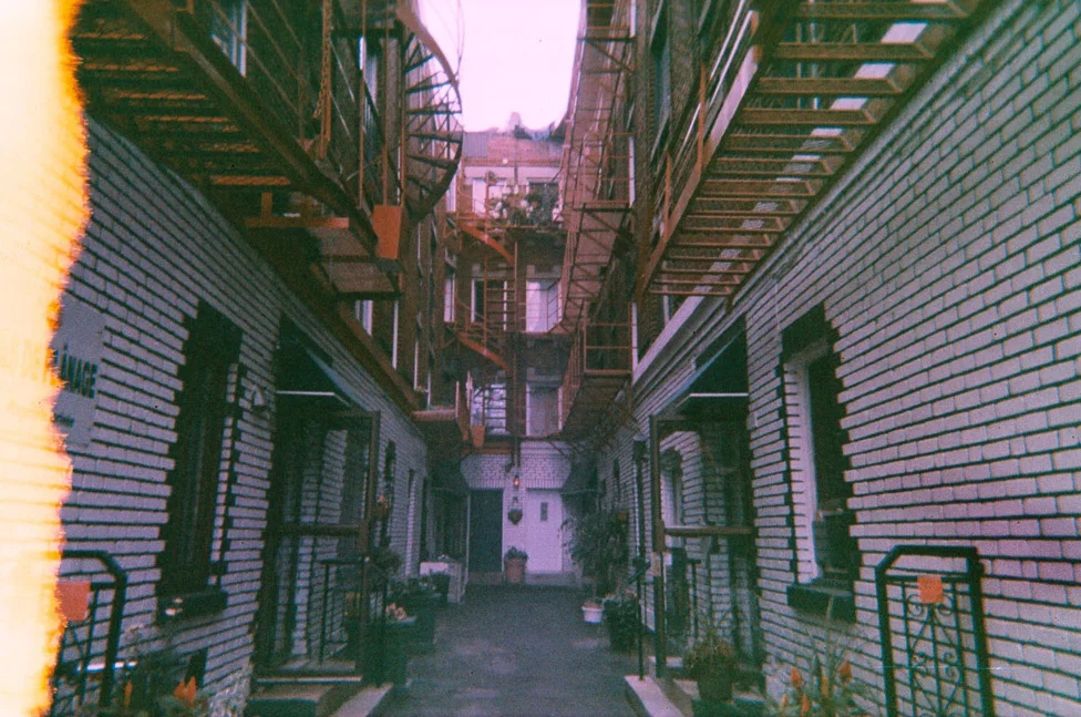 002_2-2.jpg