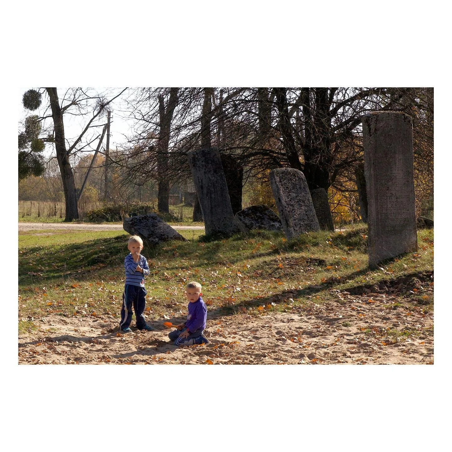 🇺🇦 Stanislavchik. Ukraine, 2017.
.
.
.
.
#ukraine #ukrania #stanislavchik #lviv #oblast #lensculture #burnmagazine #paperjournalmag #intercollective  #travelphotography #travelphoto #travel #streetphotography #streetphotographers #photo #photograph