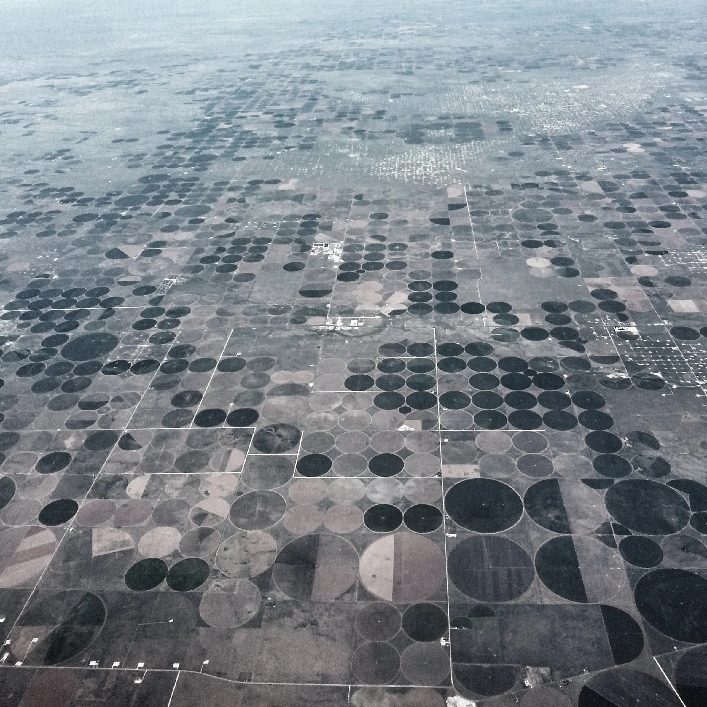 Somewhere over the midwest, heading back home.
