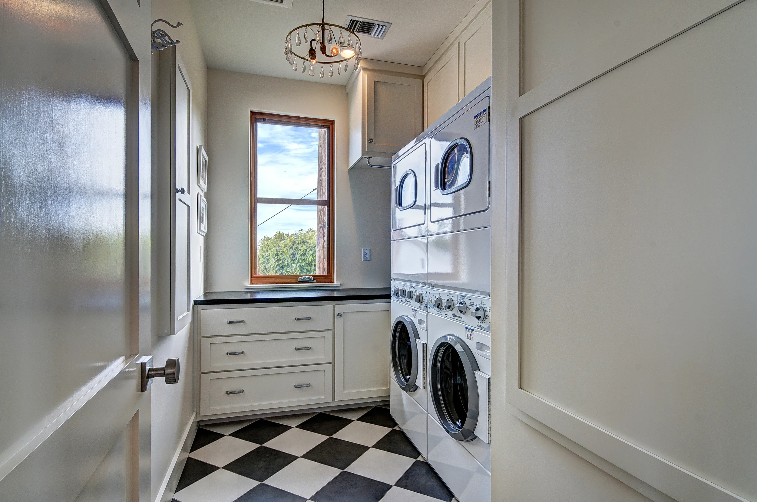Laundry Room.jpg