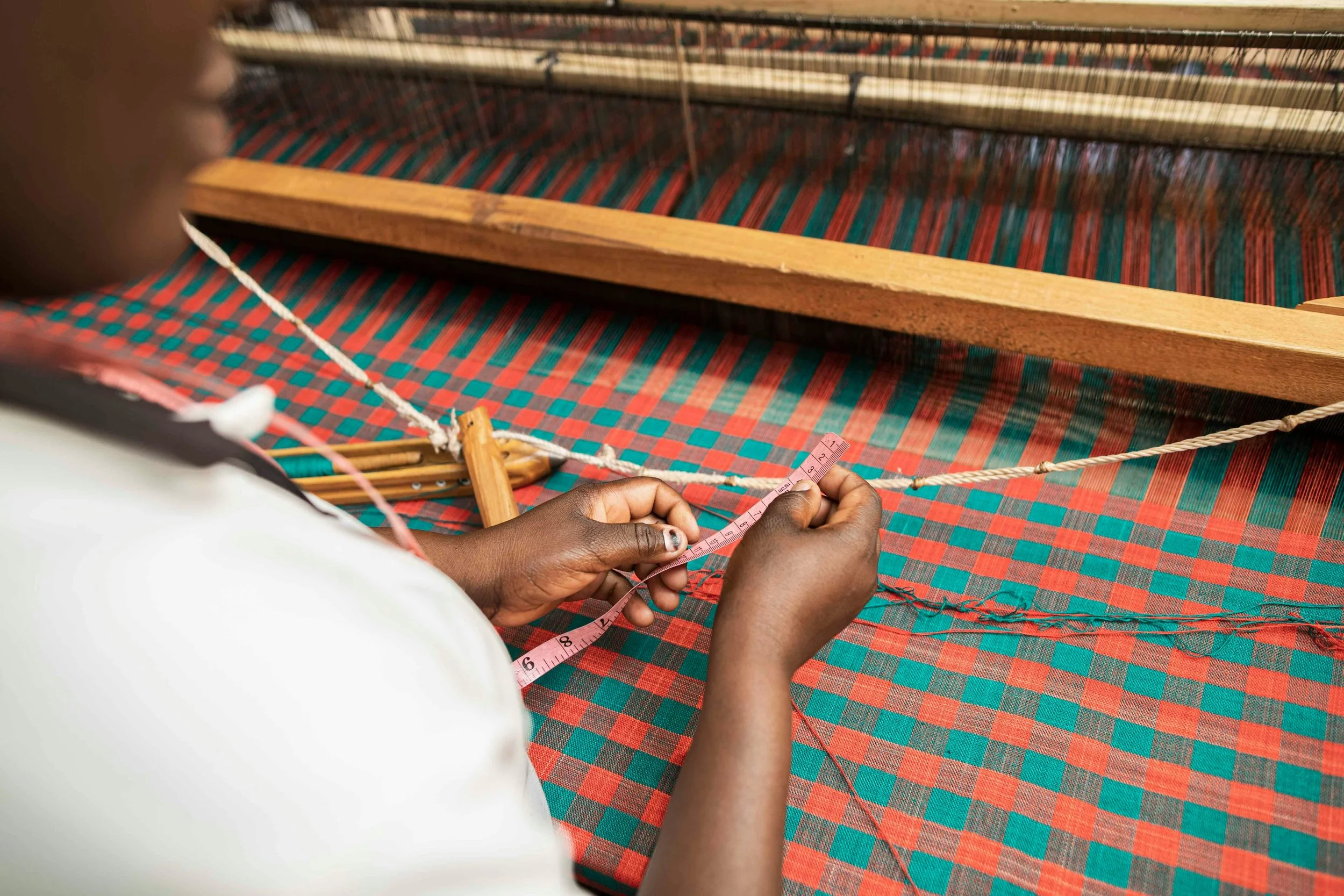 Sensory Souvenirs: A Slow Travel Guide to Meaningful Keepsakes