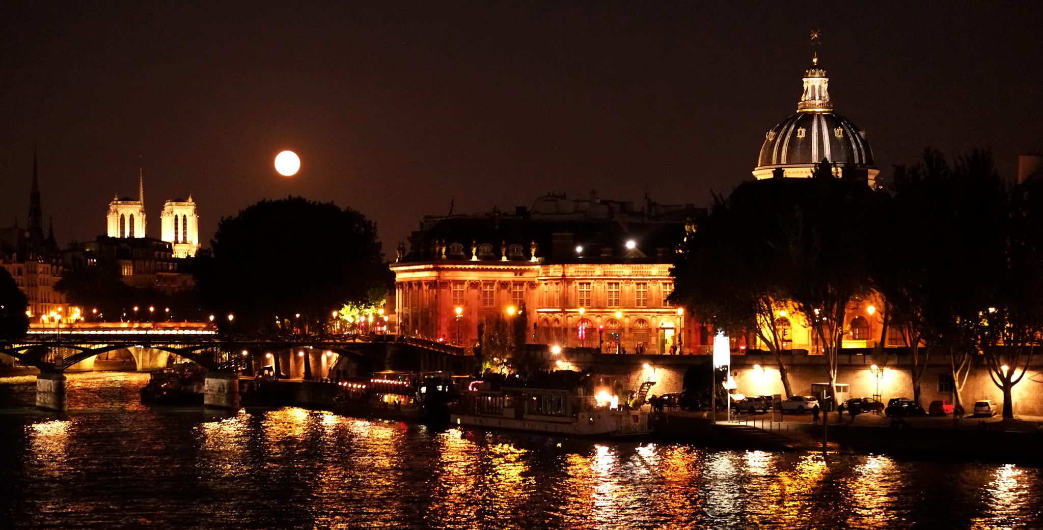 full moon over the seine, paris, 2015