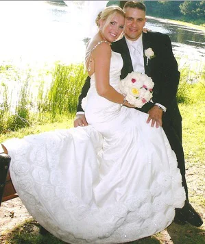custom-bridal-gowns.jpg