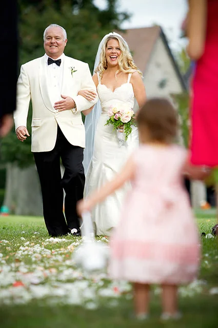 lace-bridal-gowns-chicago-2.jpg