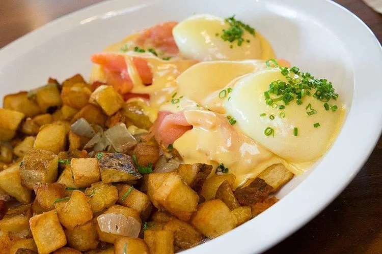 Smoked Salmon & Avocado Benedict PC: @the foodie.tographer