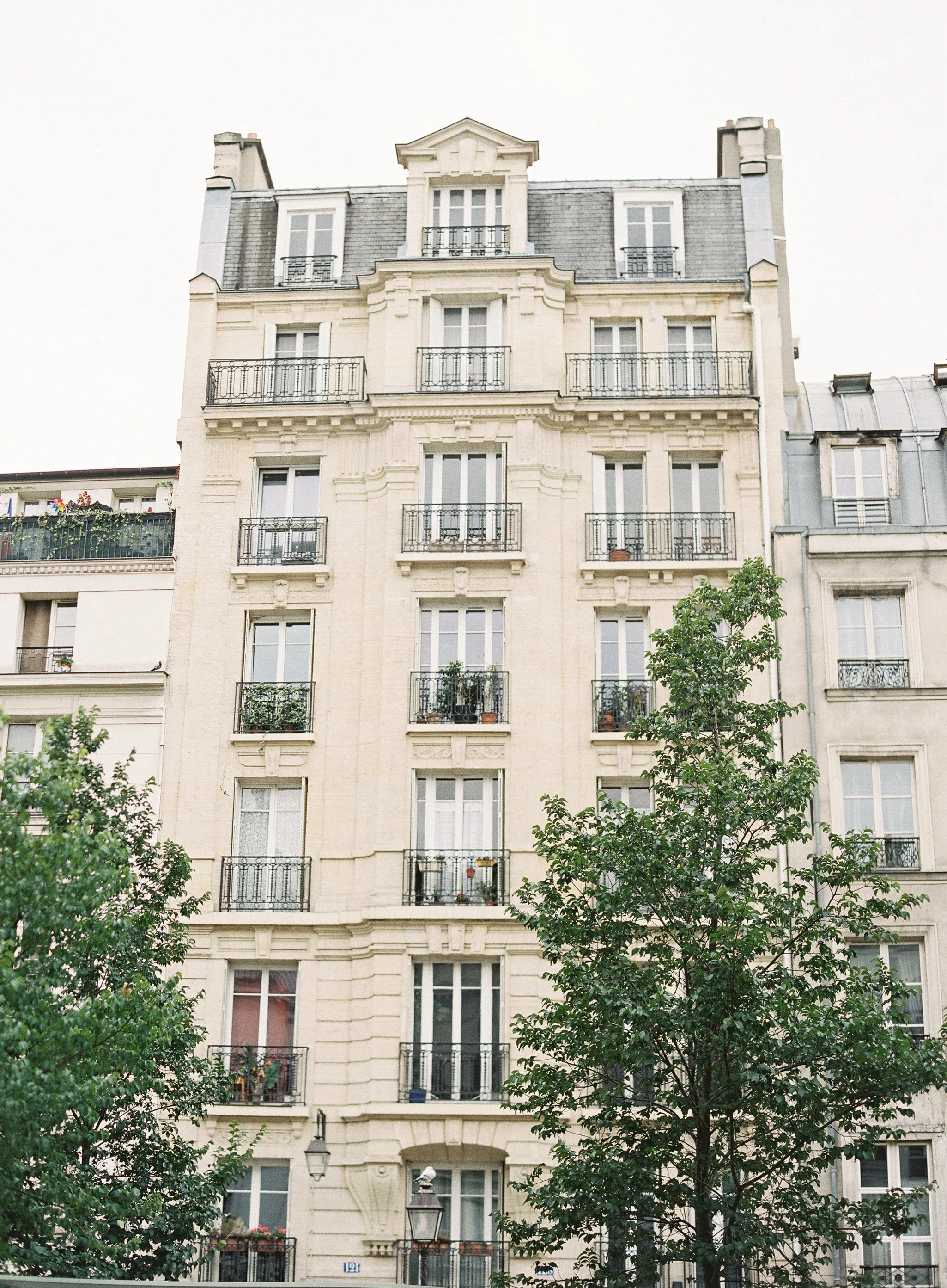 Parisian Style_Meghan Mehan.jpg