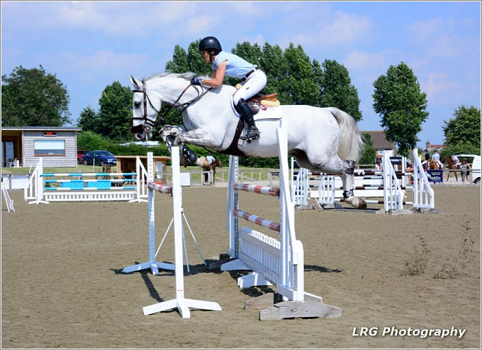 Benny - 1.20 Coombelands