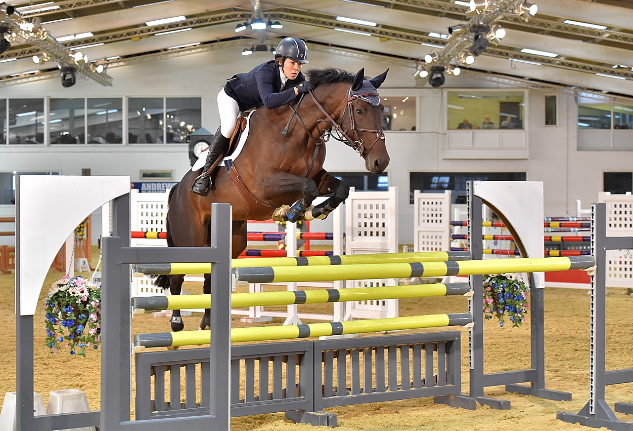Doonaveeragh Emma - Foxhunter Final - Arena UK 2014