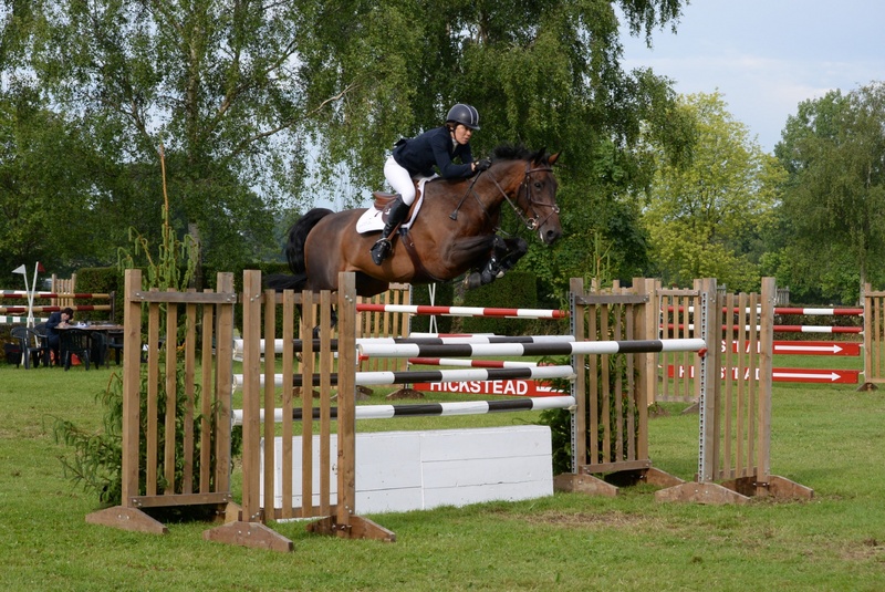 Doonaveeragh Emma - 1.35 Hickstead Derby Show 2015