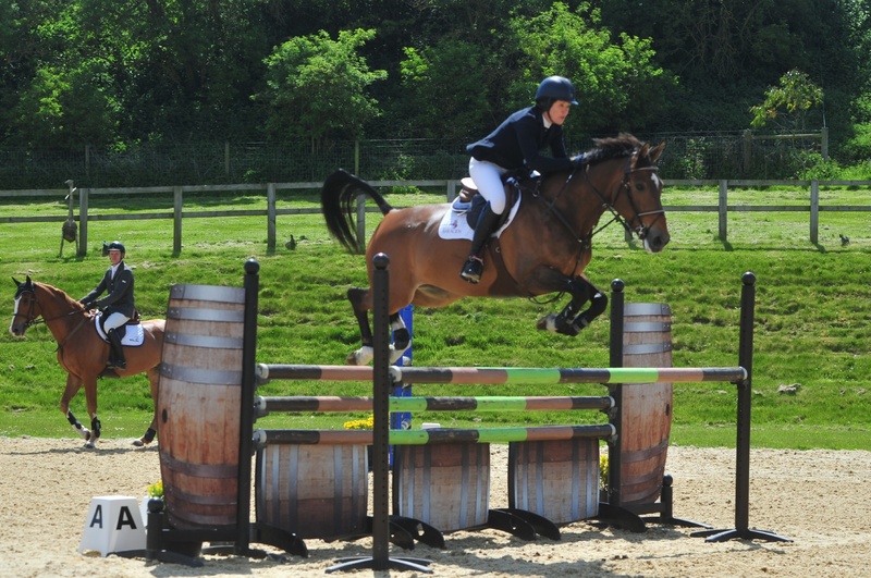 PP1_4212{Paris Ring_-_Class 2 and 3- Senior Foxhunter 1.20m Open (1).jpg