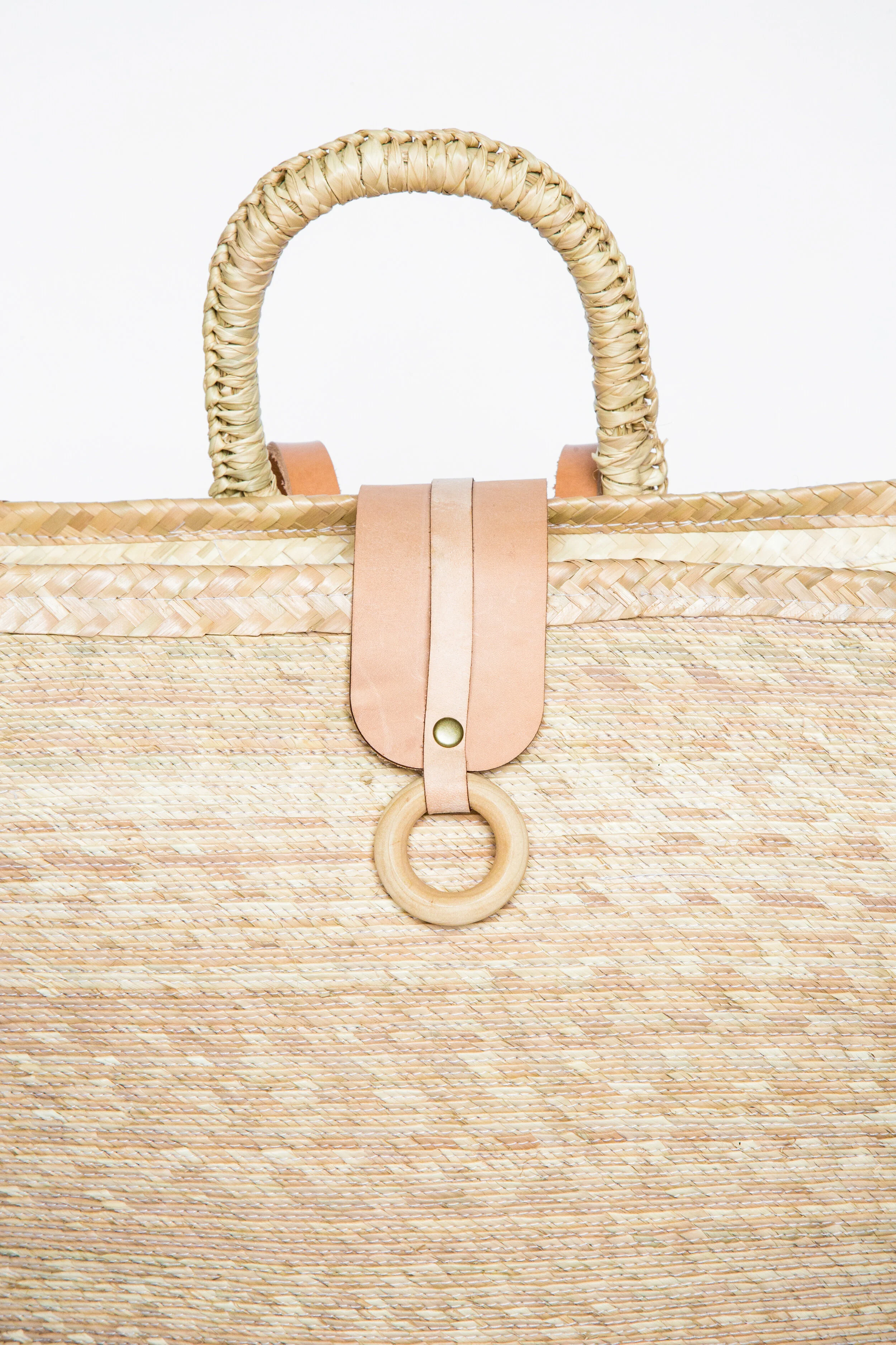 SP20Backpack_Canasta_3.JPG