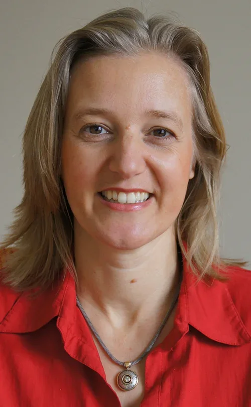 Julia Nitzsche seit 30 Jahren Expertin für Homöopathie und Akupunktur